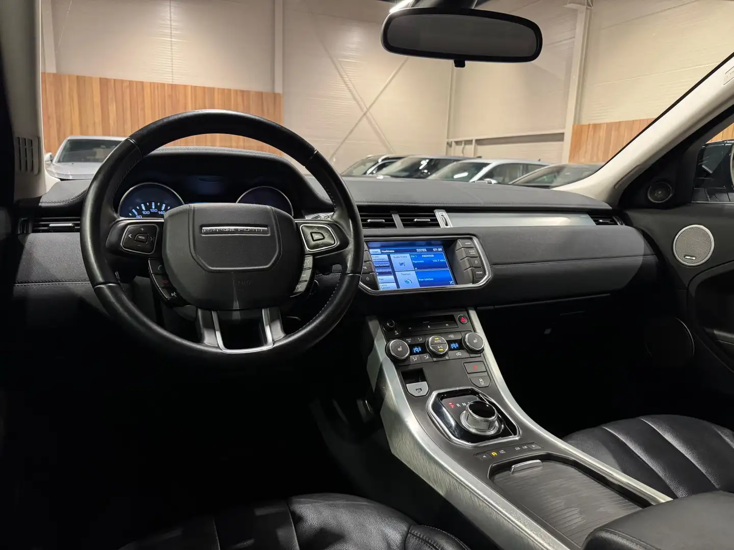 Land Rover Range Rover Evoque 2.0 Si 4WD 241PK, 20" Velgen, Black Pakket, Led/Xe Blanc - 2