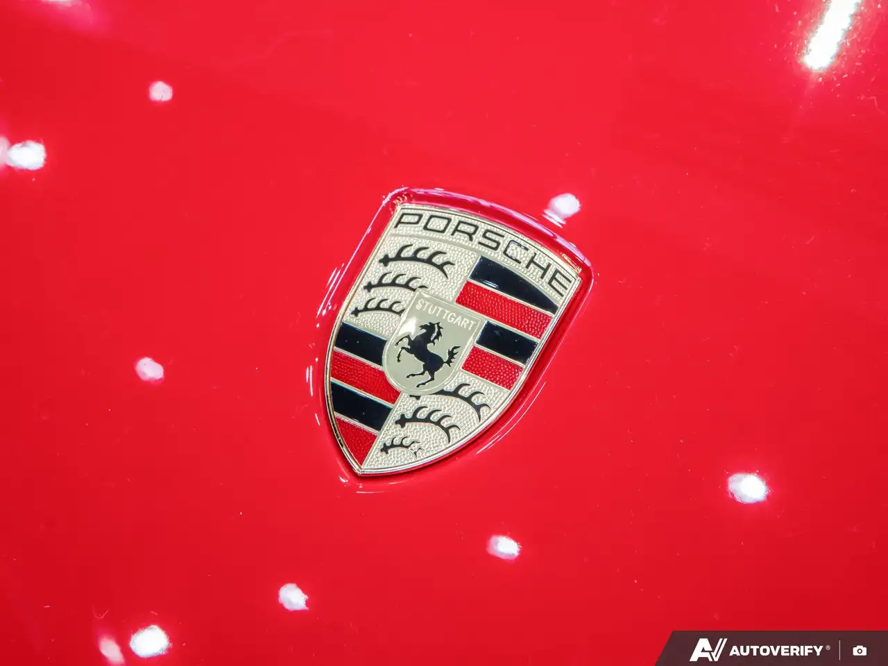 Porsche Taycan снимка Porsche Taycan