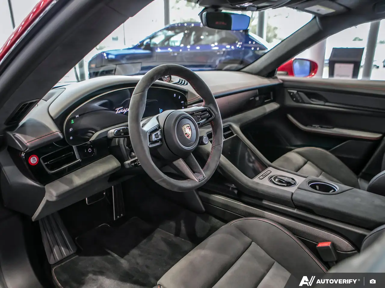 Porsche Taycan снимка Porsche Taycan