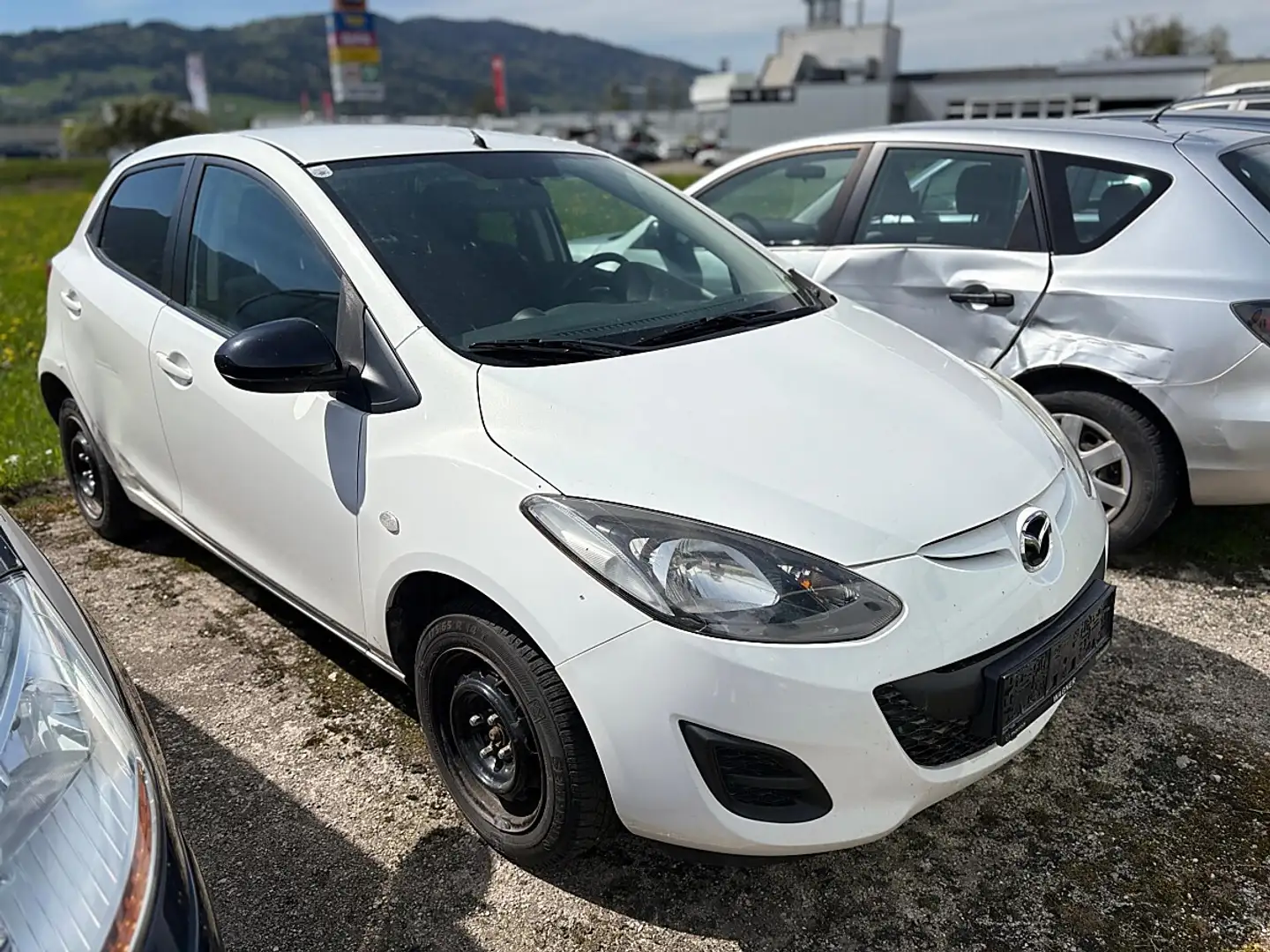 Mazda 2 Mazda2 1,3i Tamura Weiß - 2