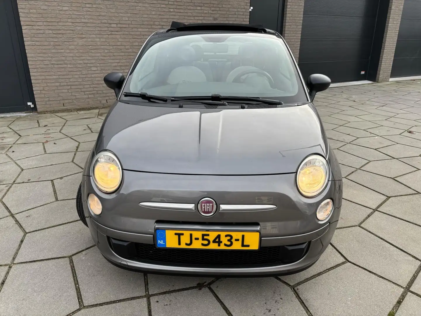 Fiat 500C 0.9 TwinAir Cabrio Softtop Grau - 2