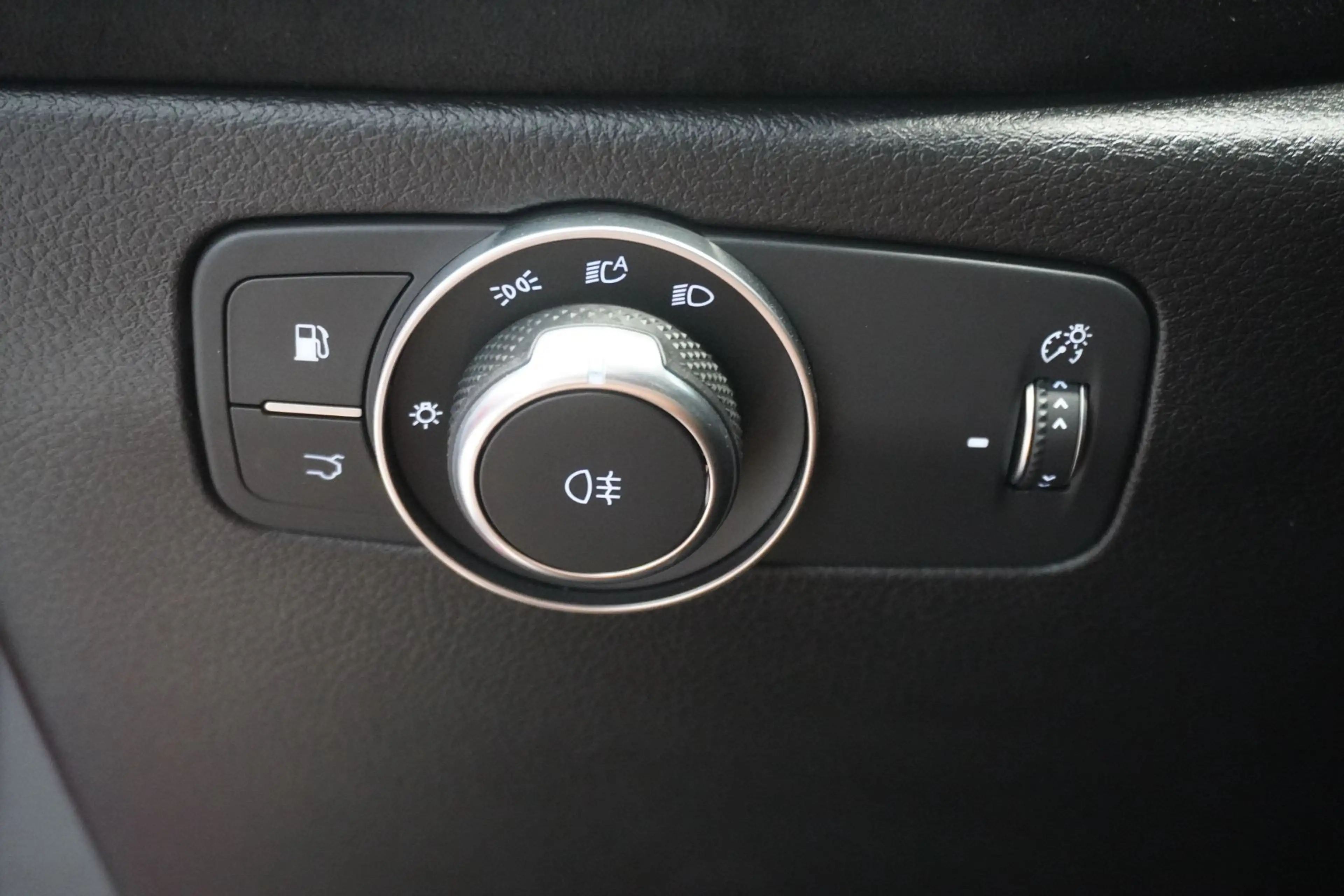 Alfa Romeo Tonale 1.3 Plug-In Hybrid Veloce AWD Aut/SHZ/Nav — photo 14