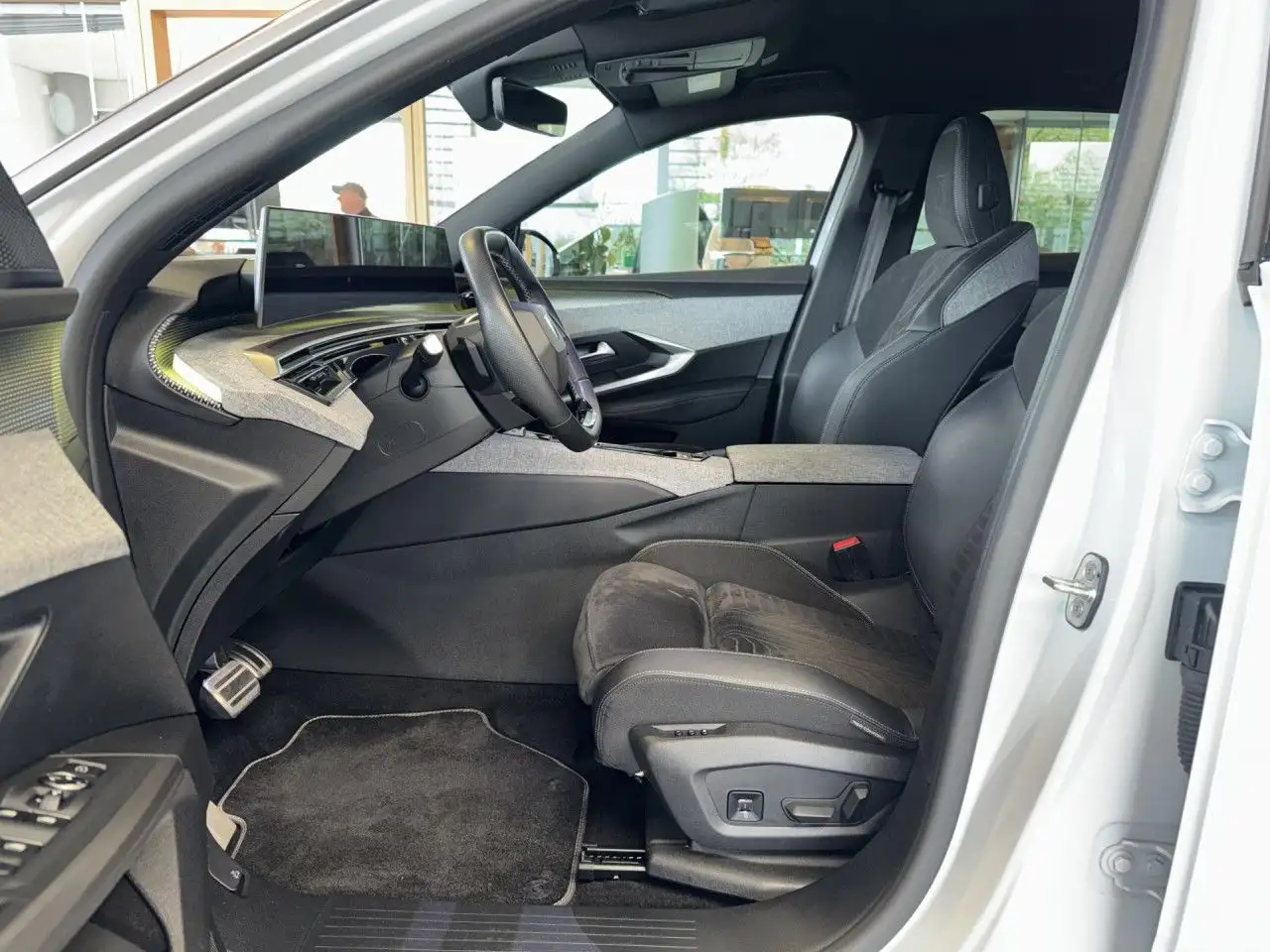 Peugeot 3008 Hybrid 145 GT, ACC, 360, Memory, Massage! LED 11