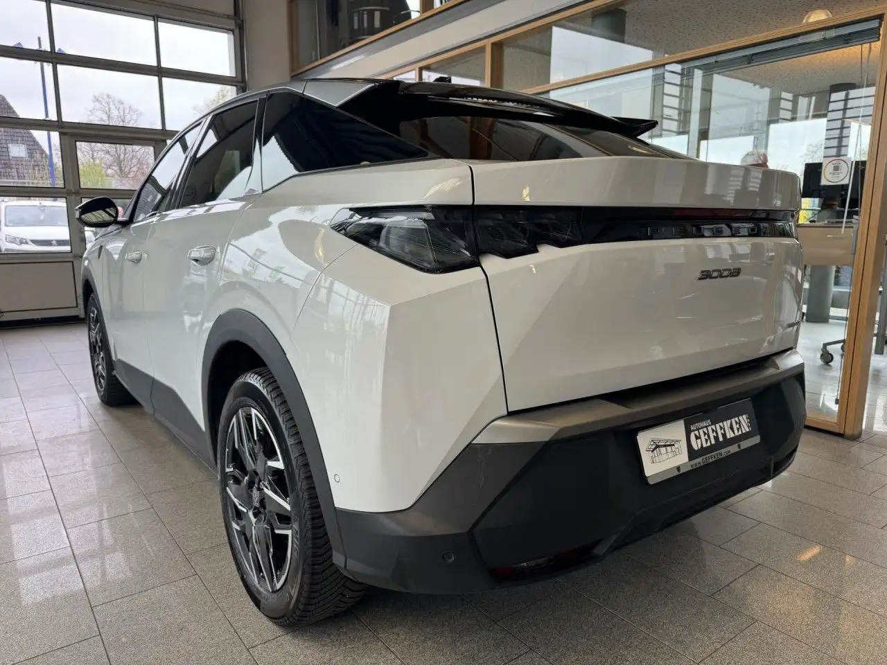 Peugeot 3008 Hybrid 145 GT, ACC, 360, Memory, Massage! LED 5