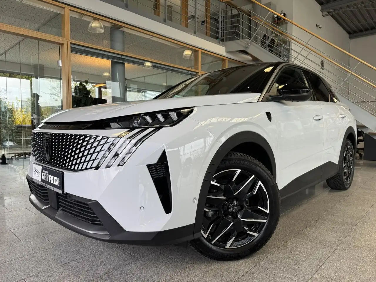 Peugeot 3008 Hybrid 145 GT, ACC, 360, Memory, Massage! LED