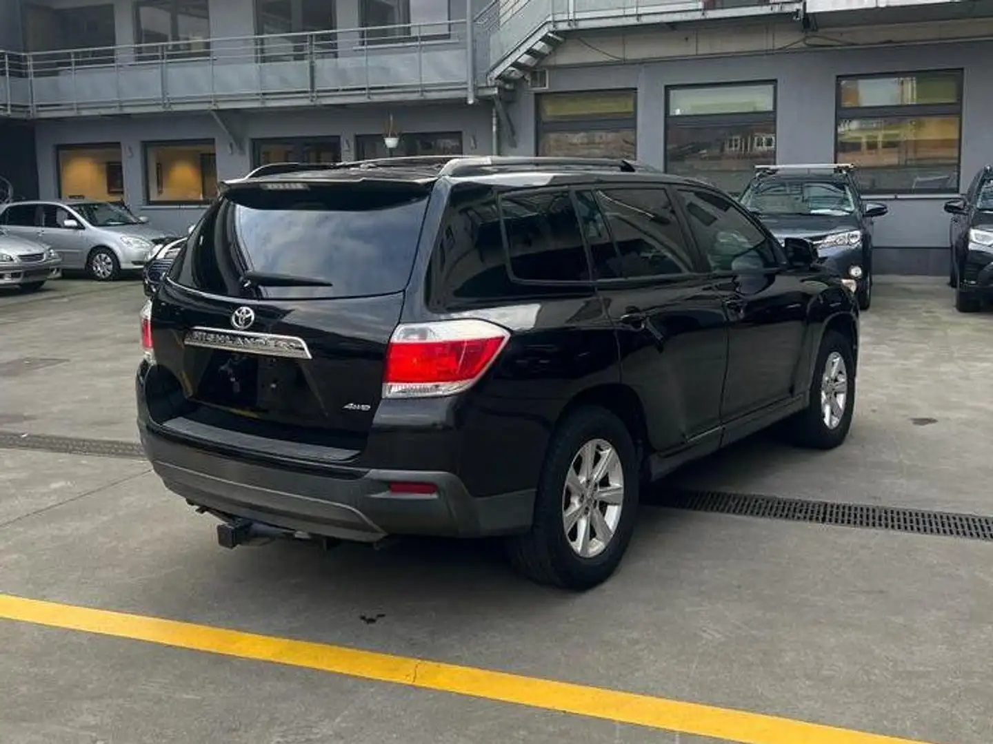 Toyota Highlander 4WD FULLY LOADED-ONLY FOR EXPORT OUT OF EUROPE Schwarz - 2