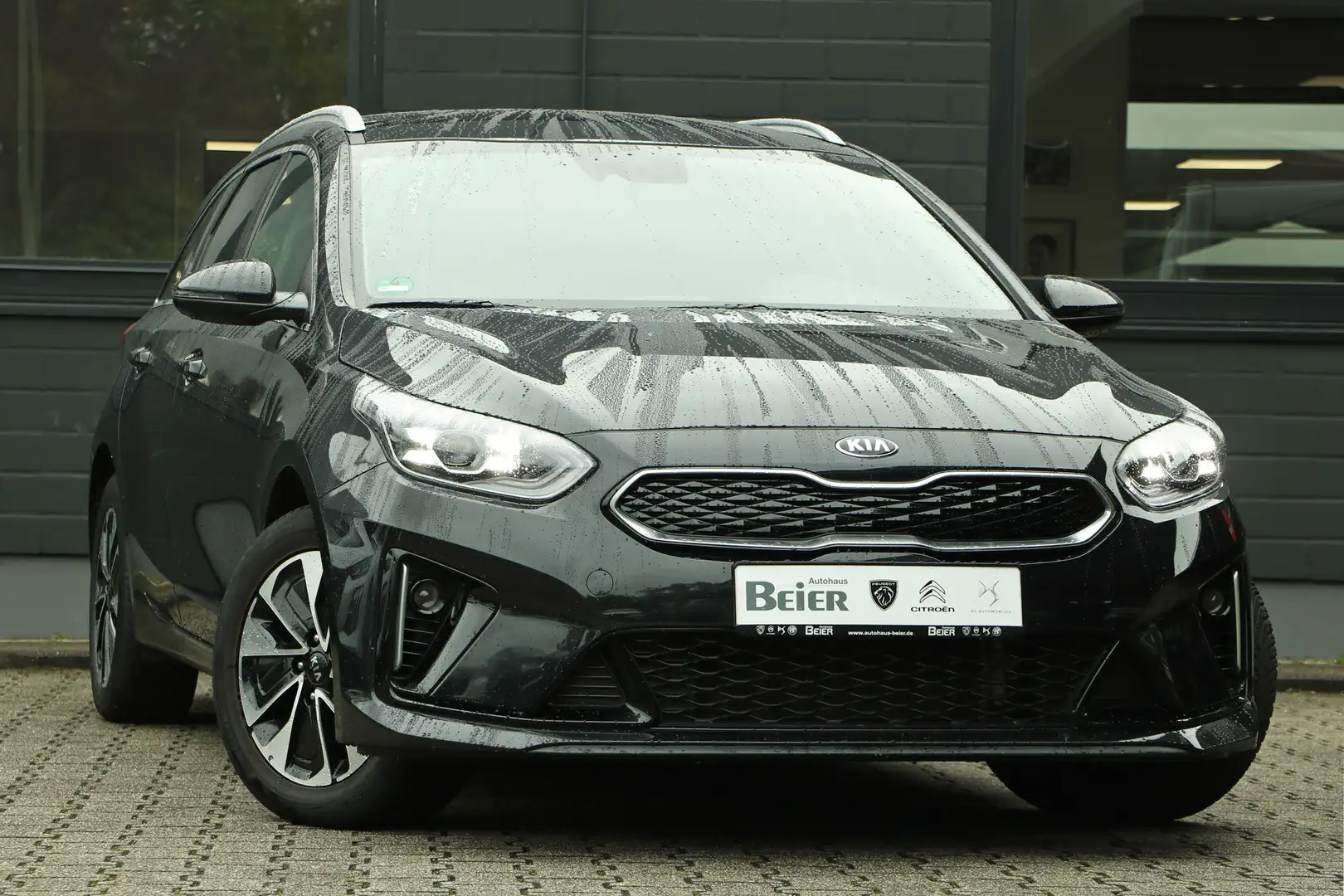 Kia Ceed / cee'd Ceed Sportswagon 1.6 Plug-in Hybrid Vision Navi/ K Noir - 2