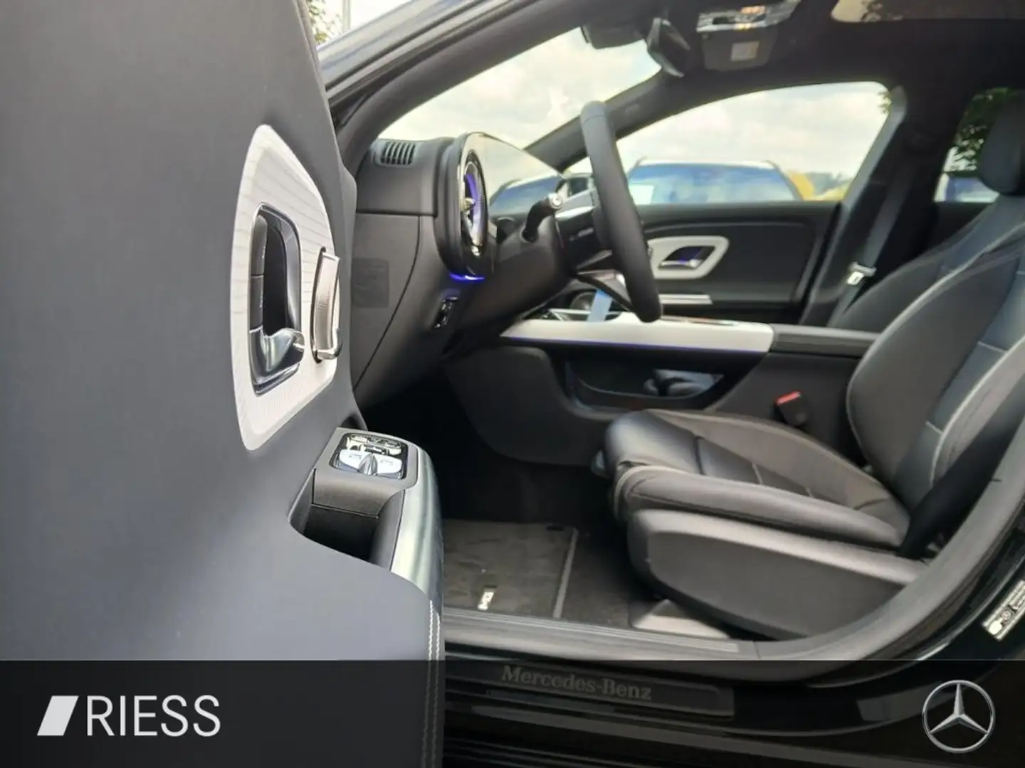 Mercedes-Benz CLA 250 + EQ AMG+PANO+AHK+HUD+MULTIBEAM+KEYL+BURM Schwarz - 2