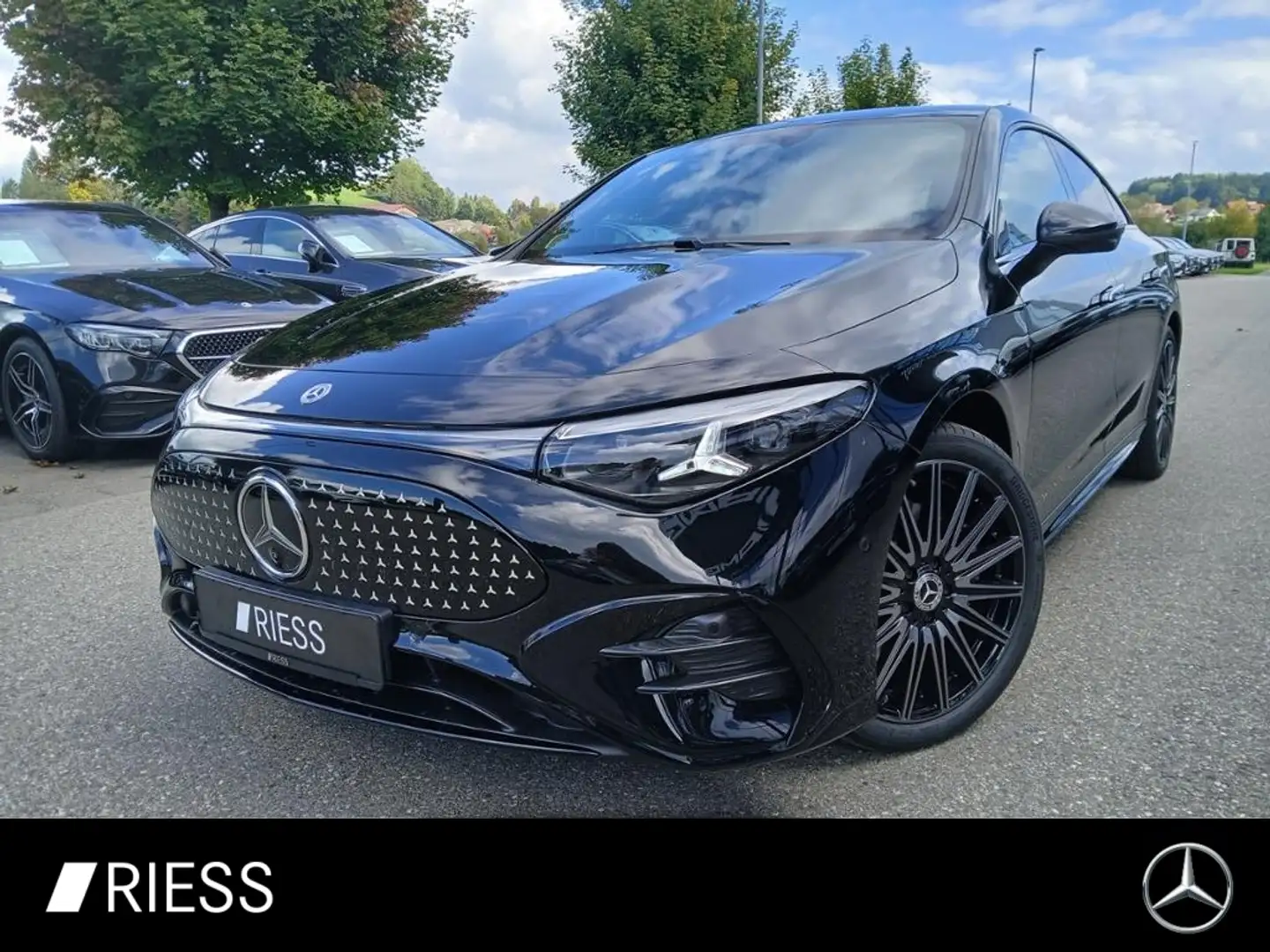Mercedes-Benz CLA 250 + EQ AMG+PANO+AHK+HUD+MULTIBEAM+KEYL+BURM Blau - 1