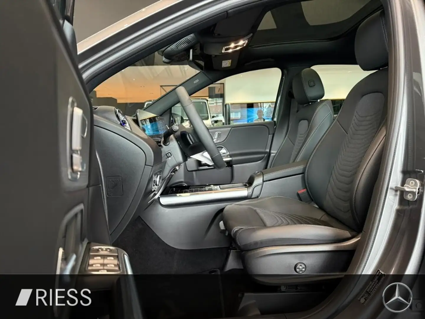 Mercedes-Benz B 250 e mit EQ Hybrid Technologie SD SpurW PDC Gri - 2