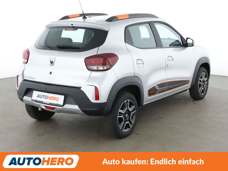 Dacia Spring electric drive 33 kW Comfort Plus Aut.*NAVI*PDC* — photo 6