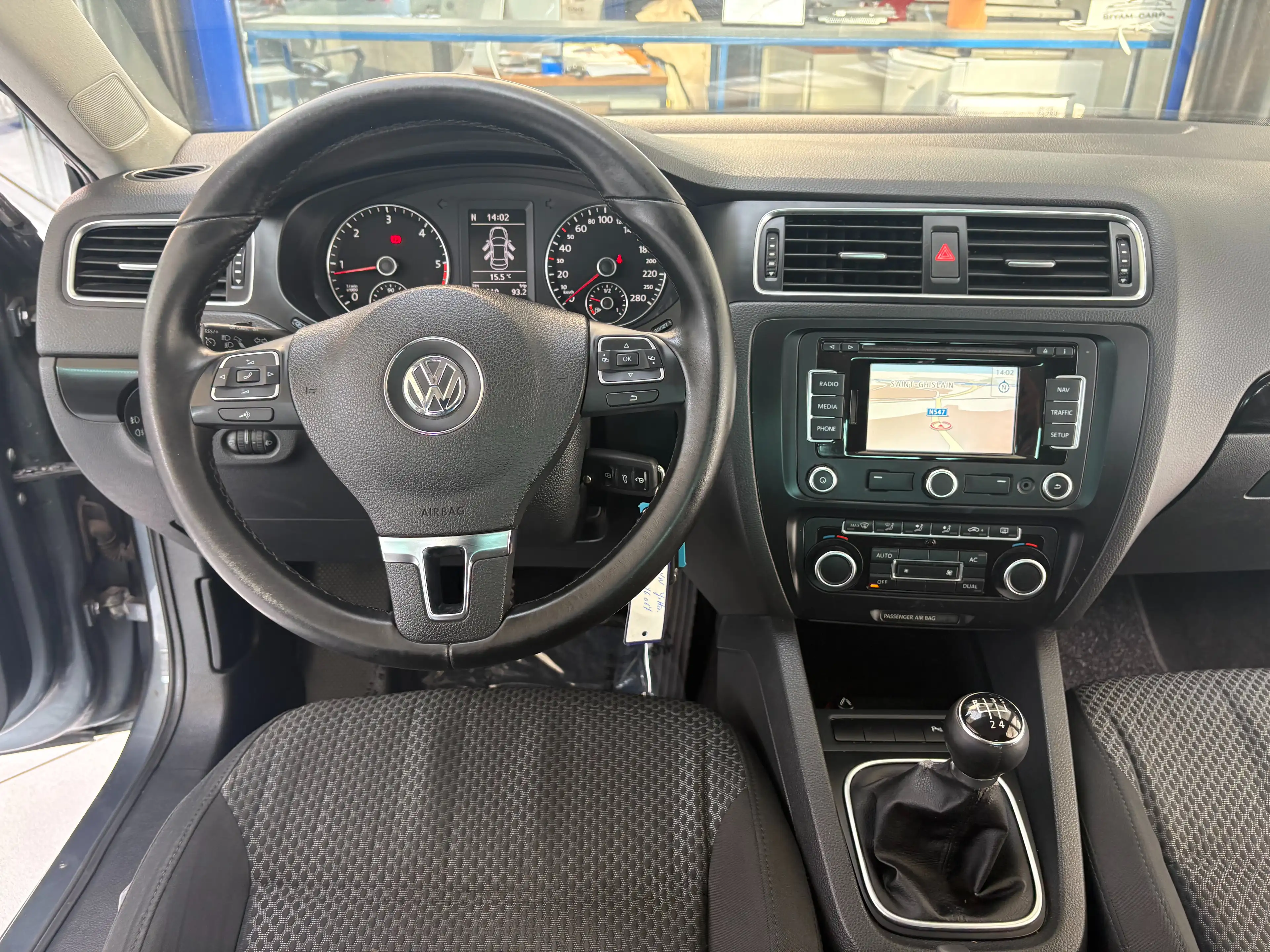 Volkswagen Jetta Jetta 1.6 TDi *GPS * PDC * JANTES * CARNET * — photo 15