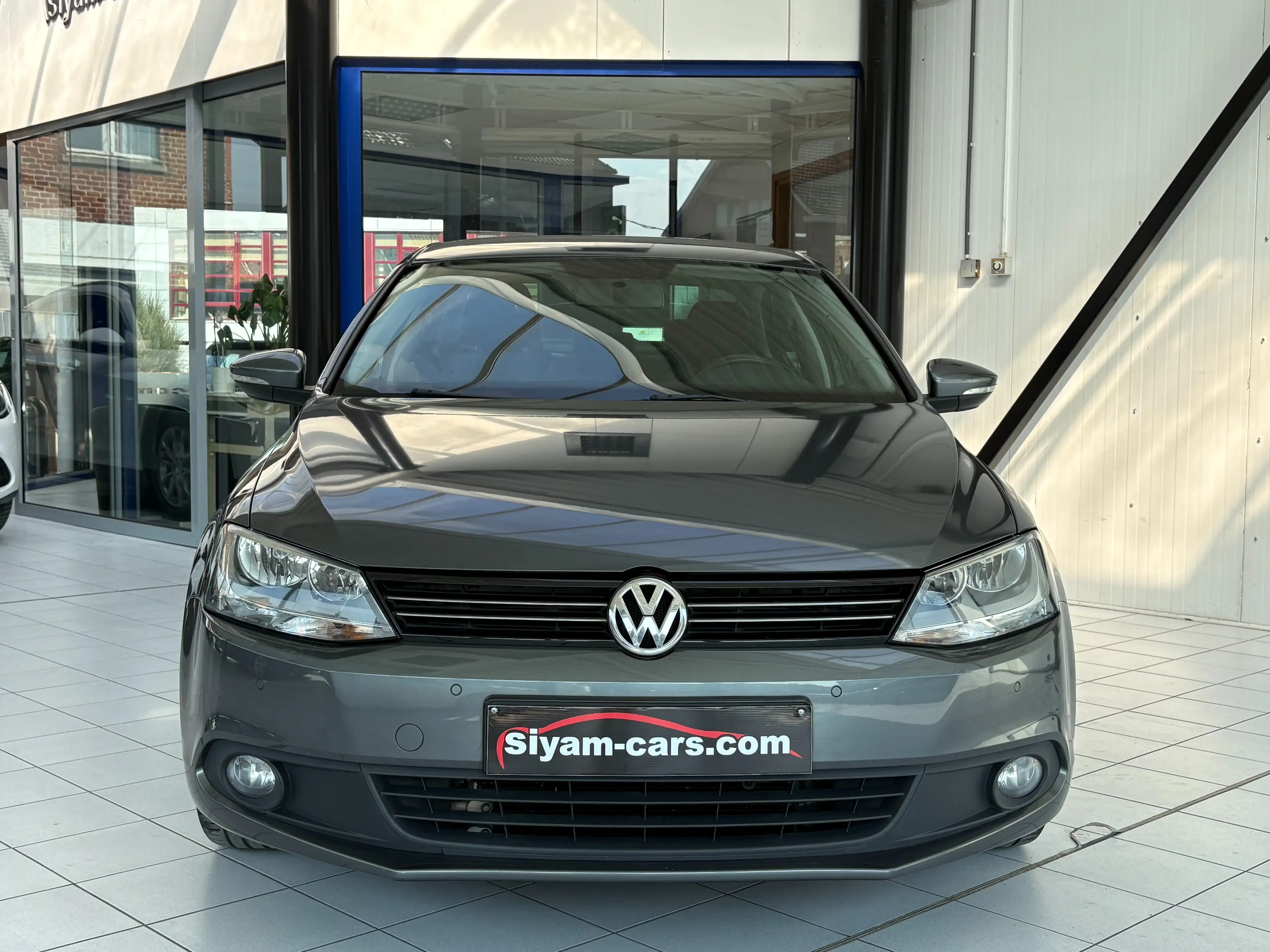Volkswagen Jetta Jetta 1.6 TDi *GPS * PDC * JANTES * CARNET * — photo 8