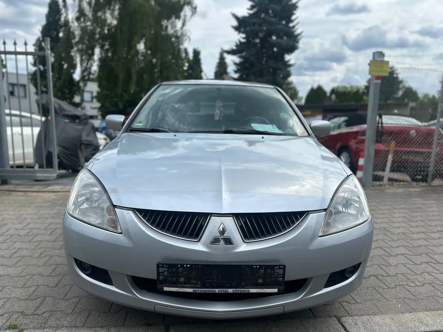Mitsubishi Lancer Invite Kombi,AUTOMATIK,KLIMAAUTOM.,PDC,ALLWETTERR. Silber - 2