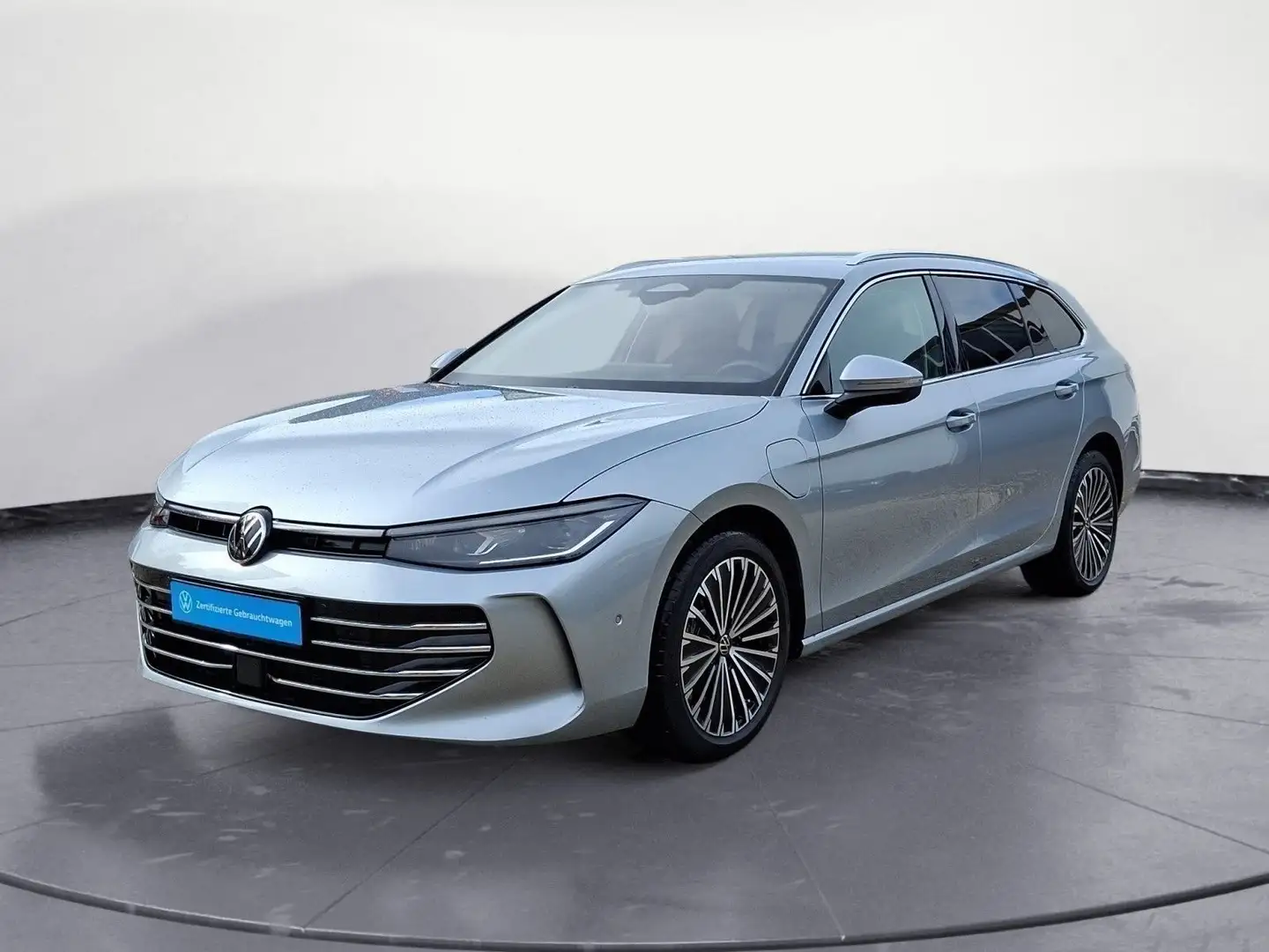 Volkswagen Passat Variant 1.5 e-Hybrid OPF DSG Elegance Kam Silber - 2