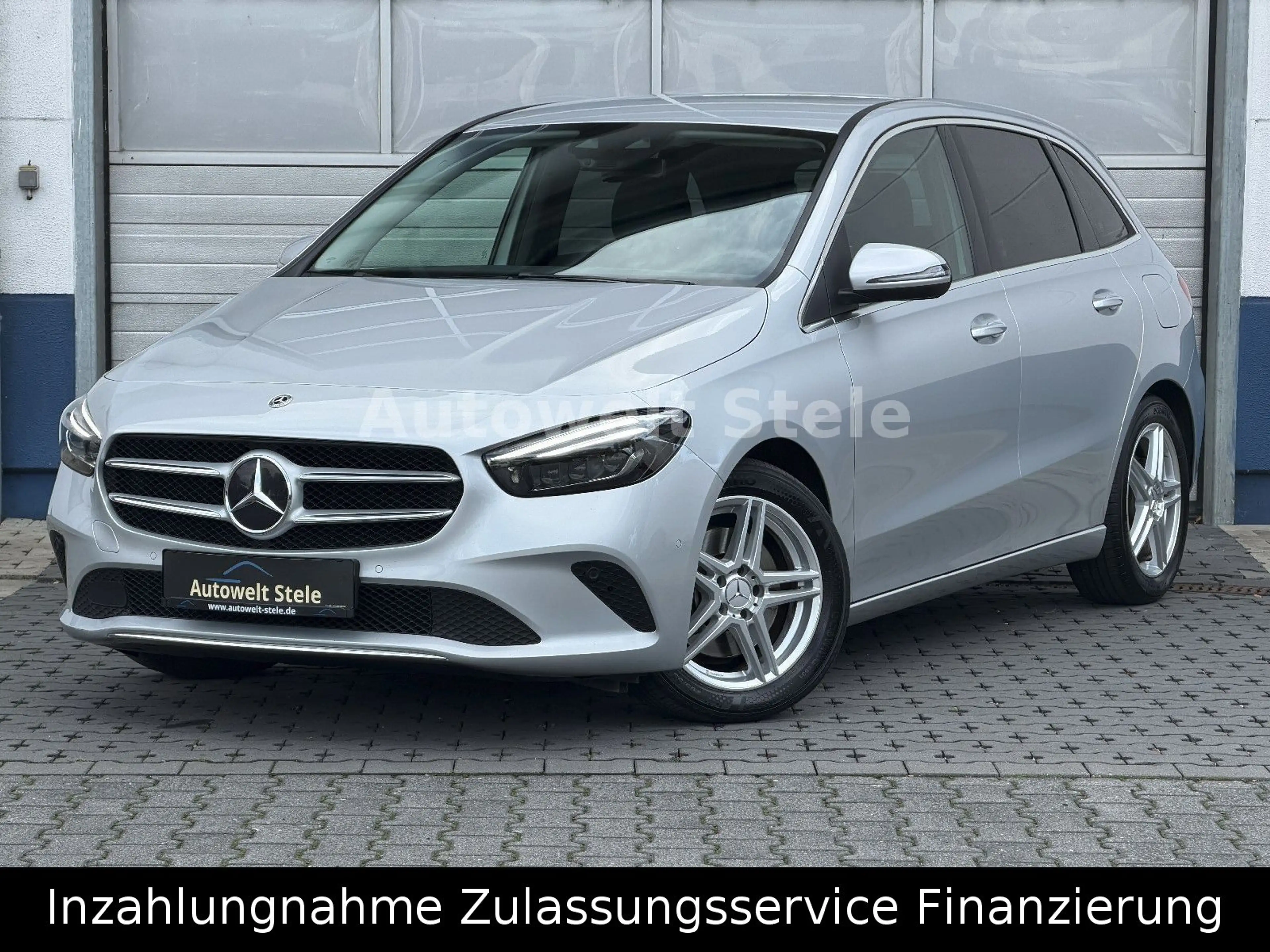 Mercedes-Benz B 220 d Progressive Navi Leder Kamera AHK-V