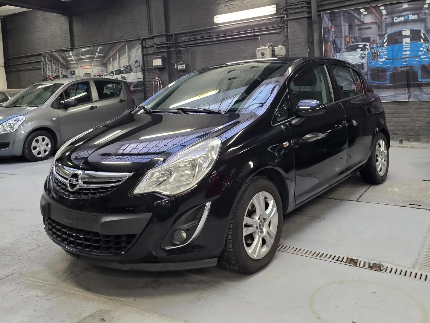 Opel Corsa Corsa 1.2i 12 mois de garantie Noir - 1