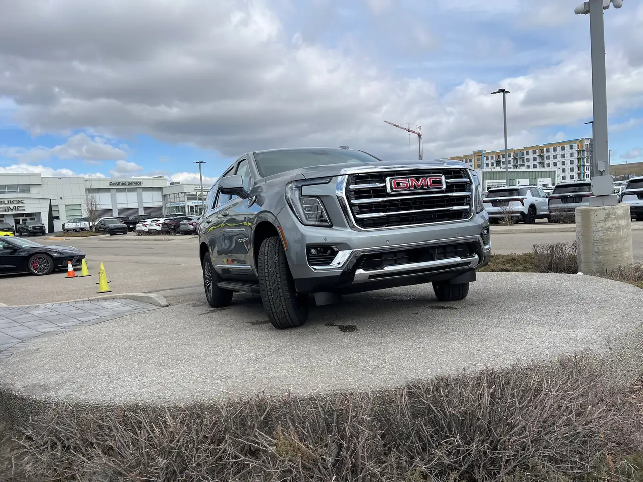 GMC Yukon снимка GMC Yukon