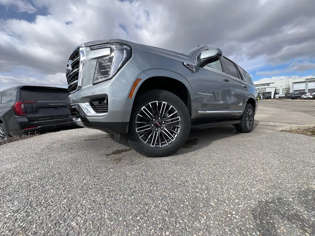 GMC Yukon снимка GMC Yukon