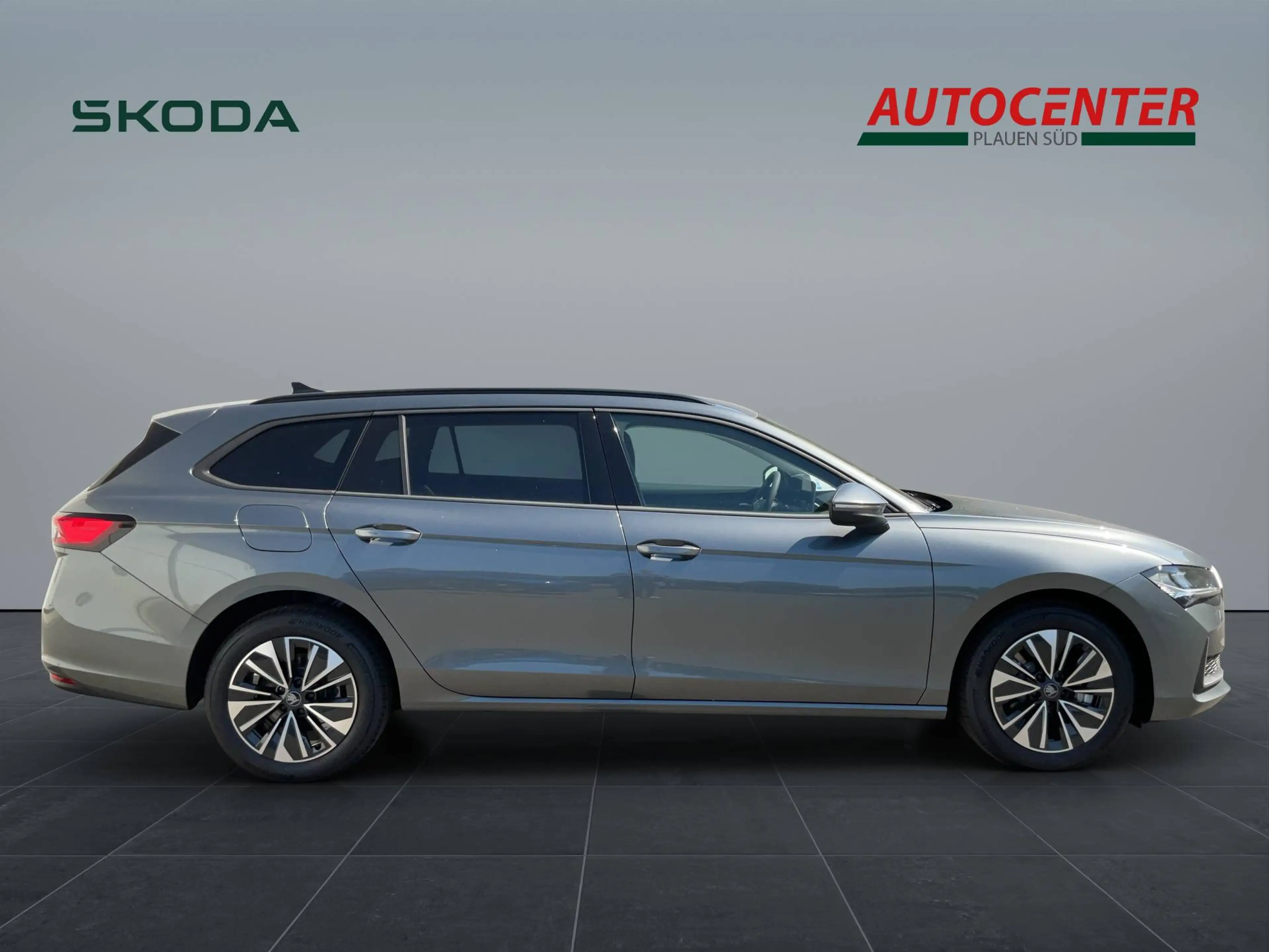 Skoda Superb Combi 1.5 TSI iV 150 kW Selection — photo 4