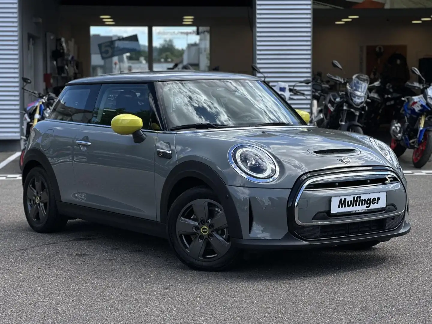 MINI Cooper SE Essential LED Navi DAB Sitzh.ParkAss Gris - 2