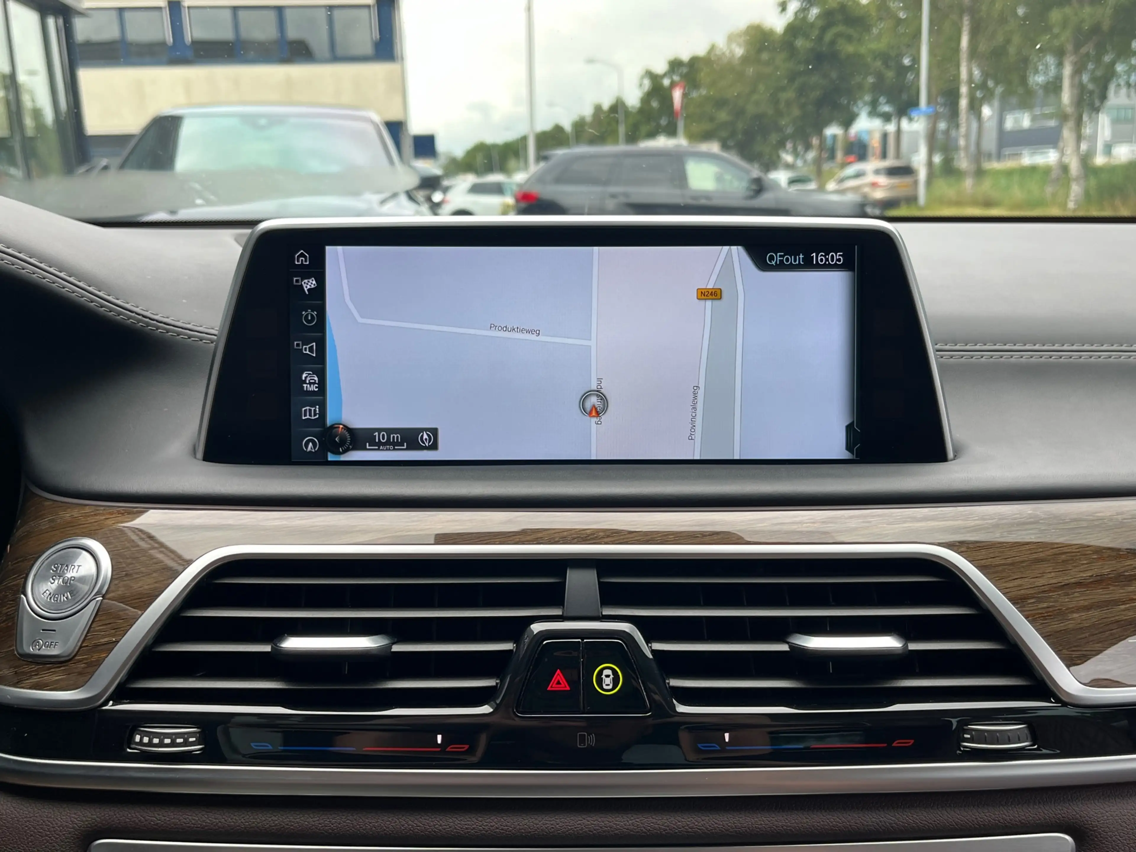 BMW 750 7-serie 750i xDrive Individual 450PK|Harman/Kardon — photo 18