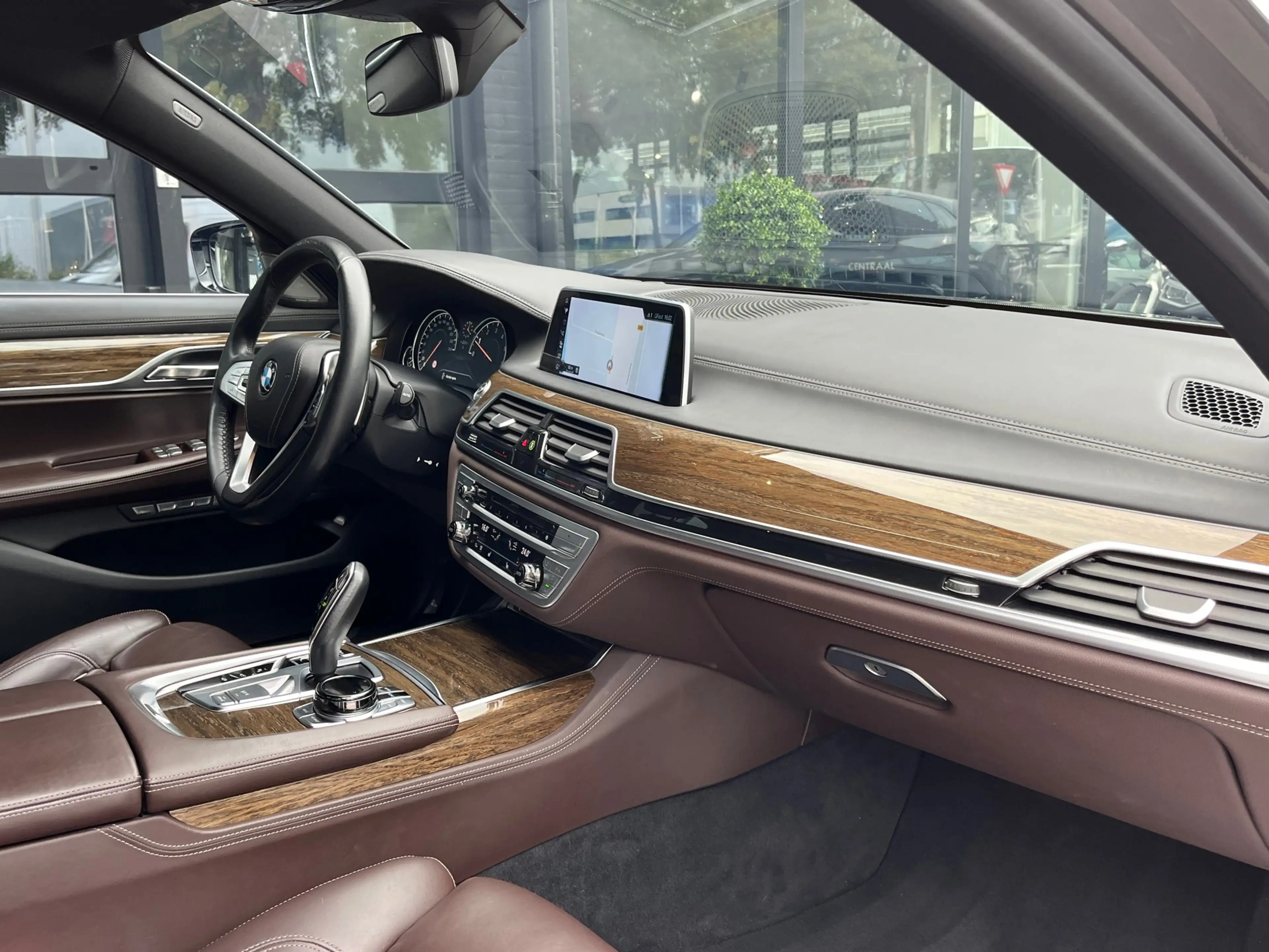 BMW 750 7-serie 750i xDrive Individual 450PK|Harman/Kardon — photo 7