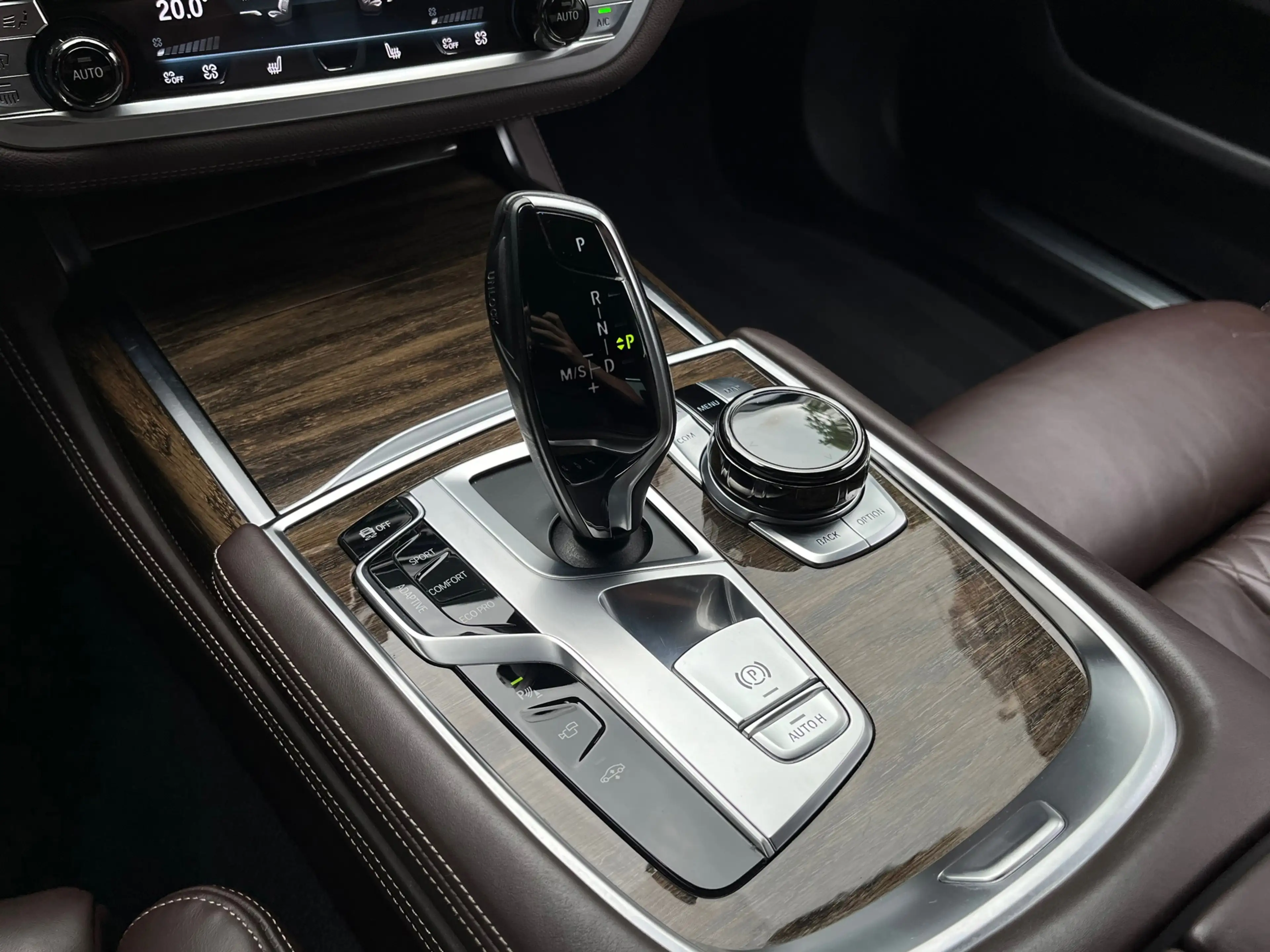 BMW 750 7-serie 750i xDrive Individual 450PK|Harman/Kardon — photo 32