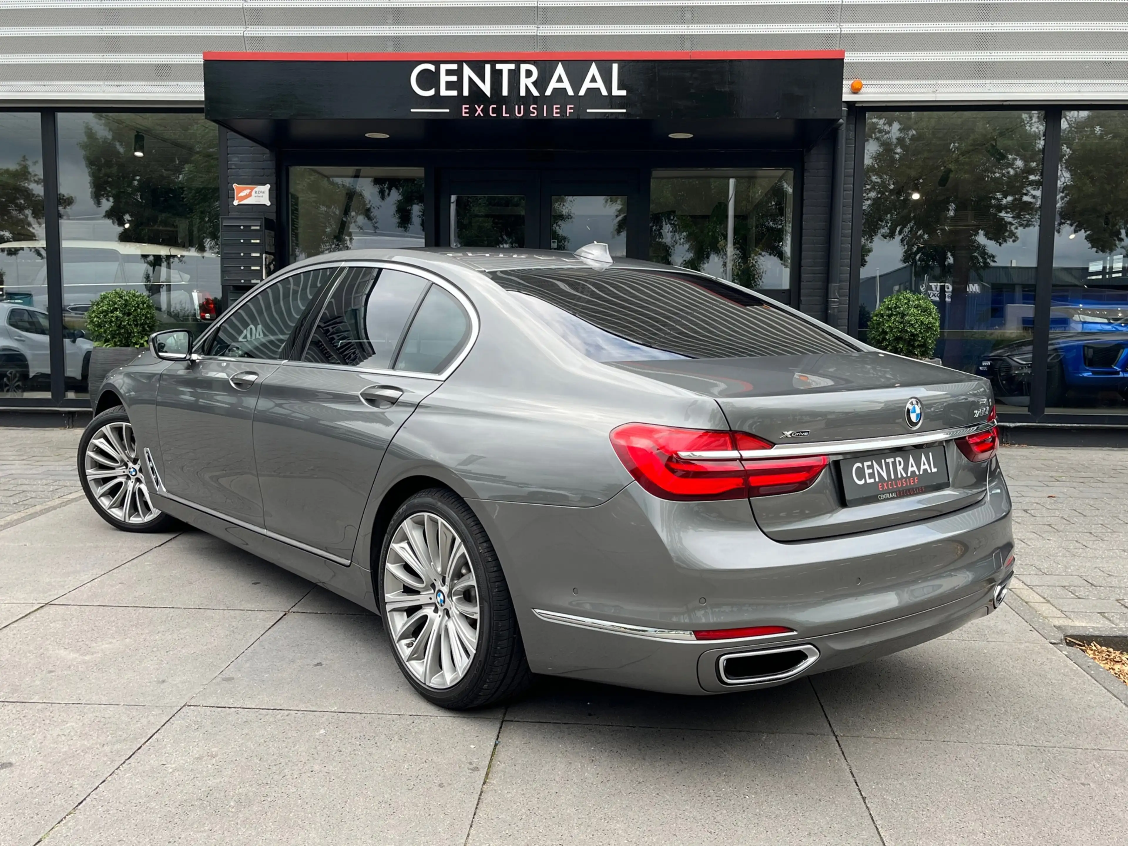 BMW 750 7-serie 750i xDrive Individual 450PK|Harman/Kardon — photo 6