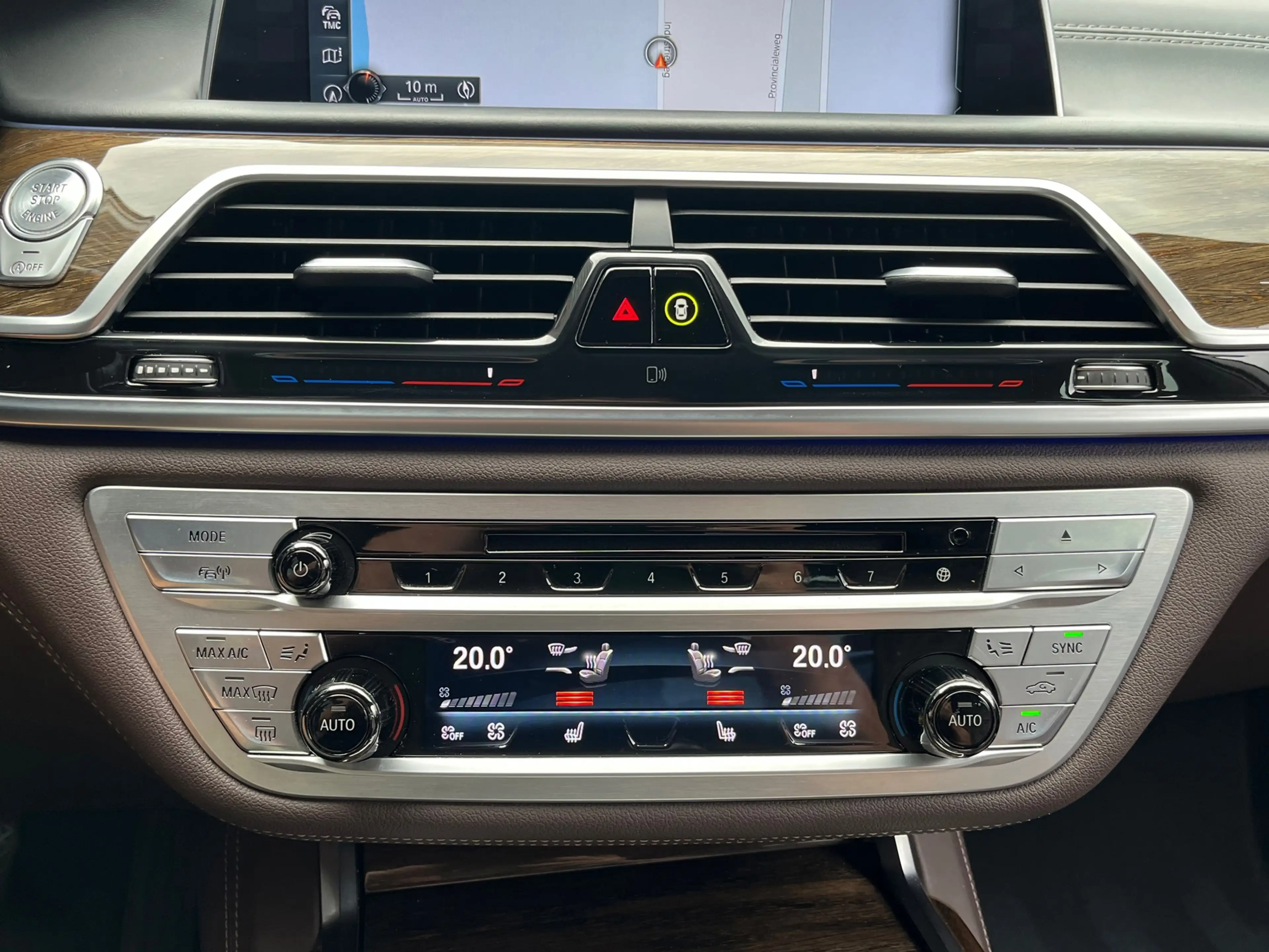 BMW 750 7-serie 750i xDrive Individual 450PK|Harman/Kardon — photo 31