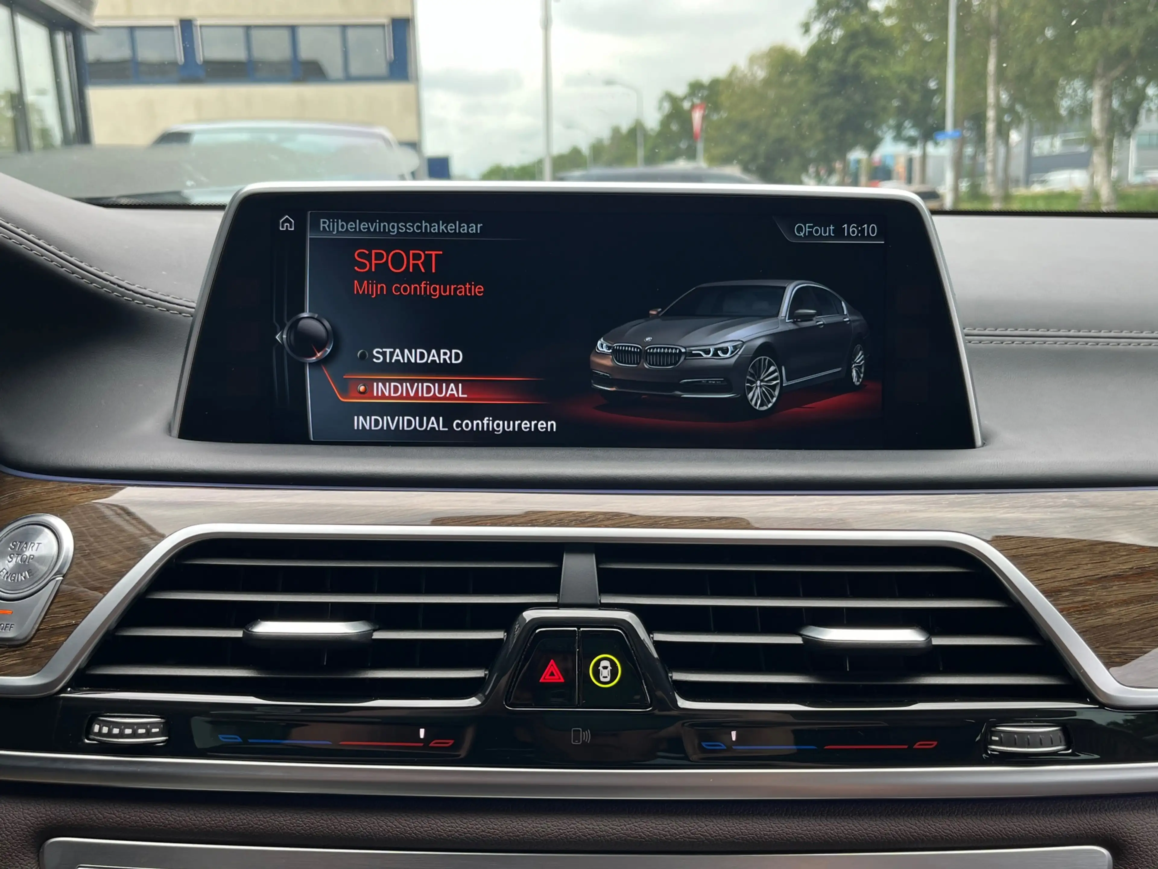 BMW 750 7-serie 750i xDrive Individual 450PK|Harman/Kardon — photo 25