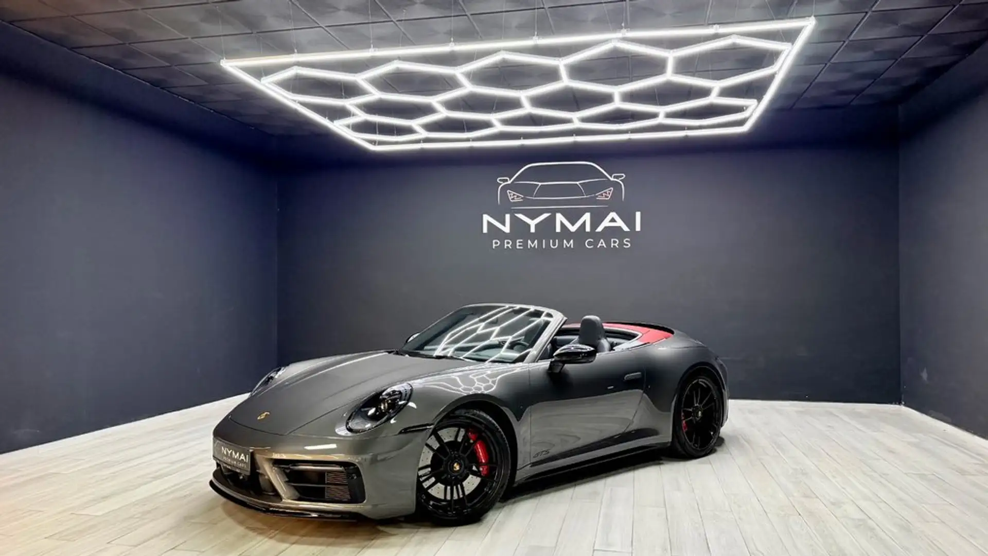 포르쉐 Porsche 911 911 Carrera GTS Cabriolet 2024 건메탈 사진 2