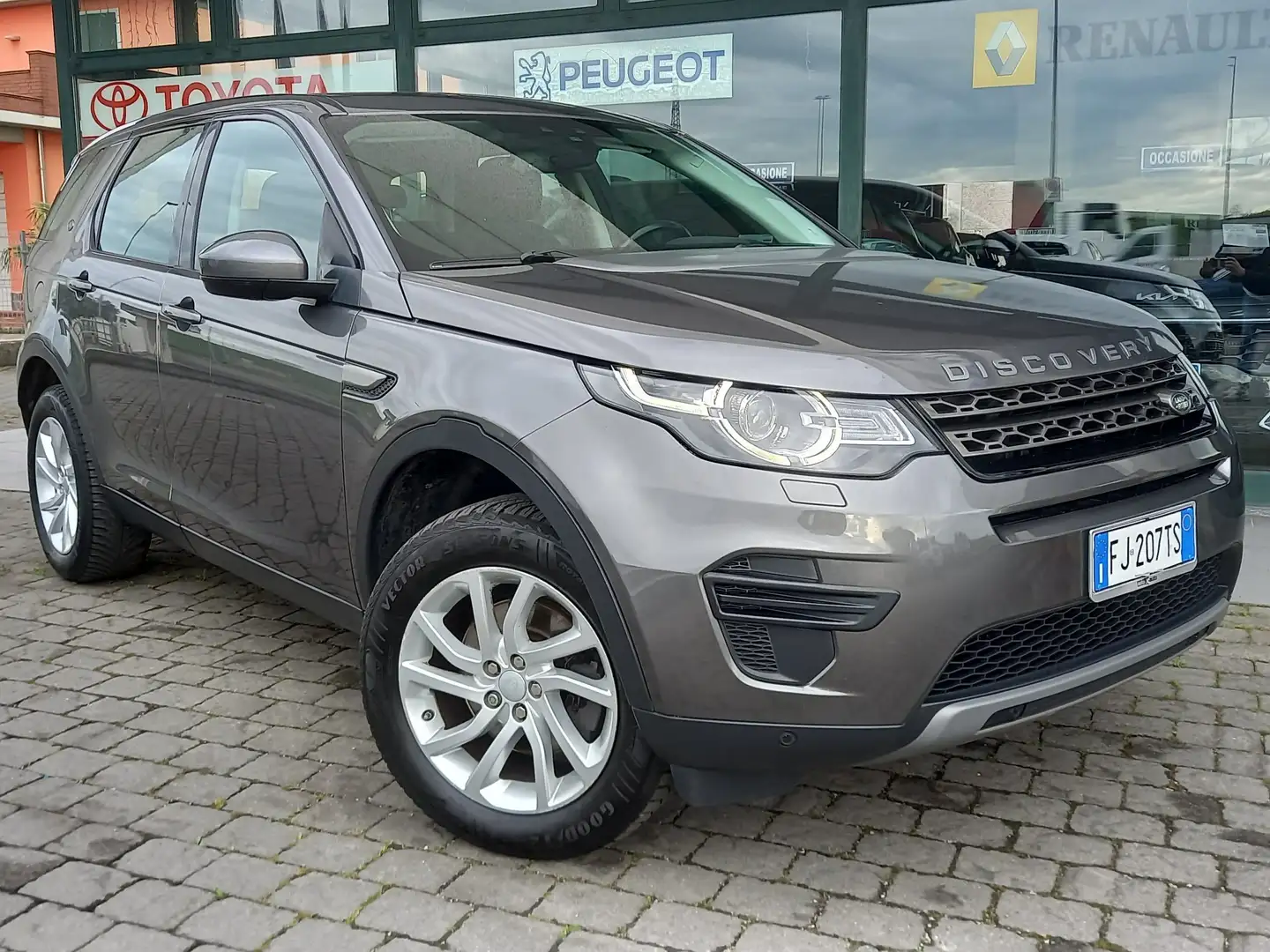Land Rover Discovery Sport Discovery Sport 2.0 td4 Pure awd 150cv auto Gris - 1