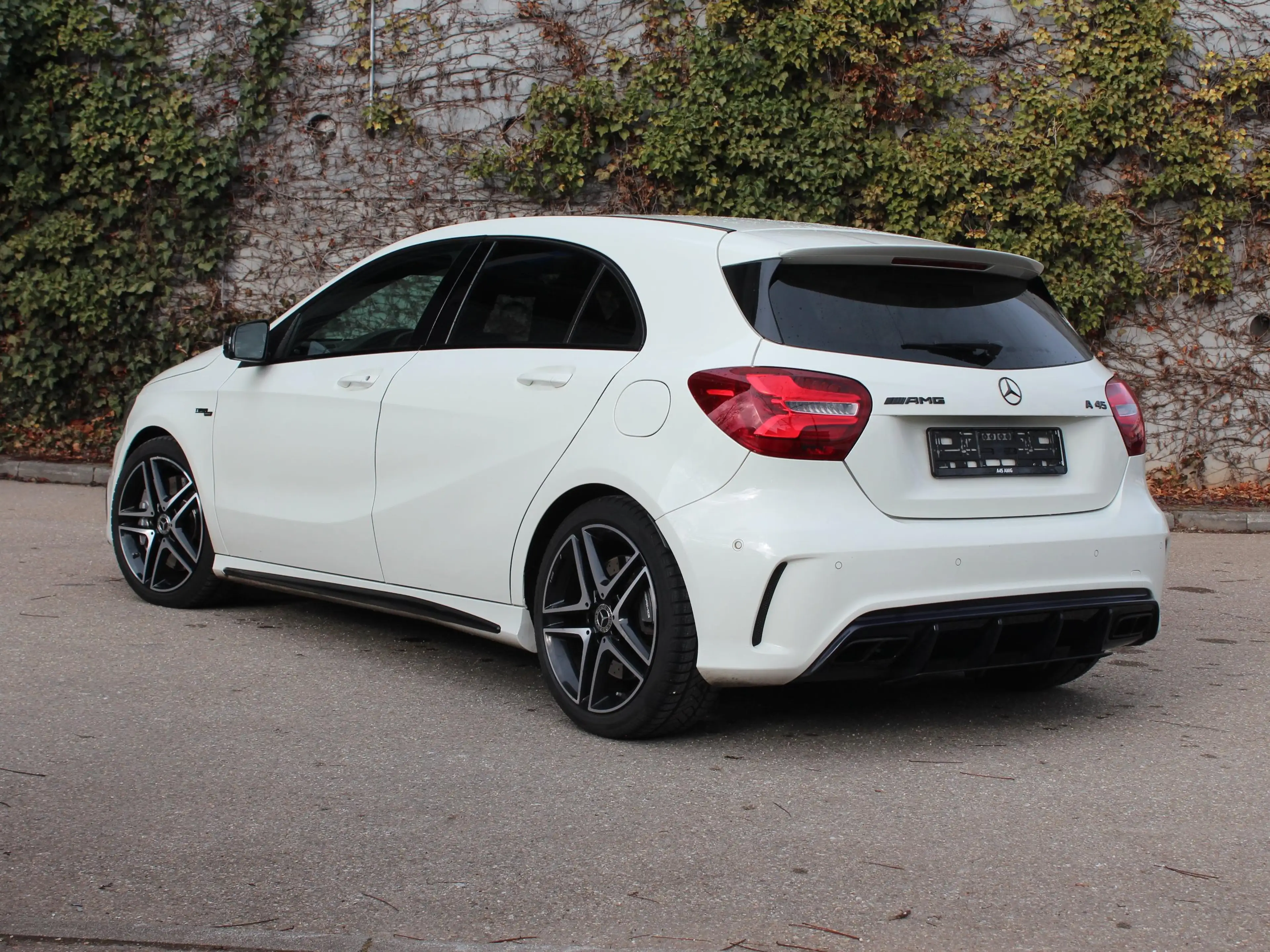 Mercedes-Benz A 45 AMG A 45 AMG: Winter&Sommerräder, Scheckh., Designo — photo 7