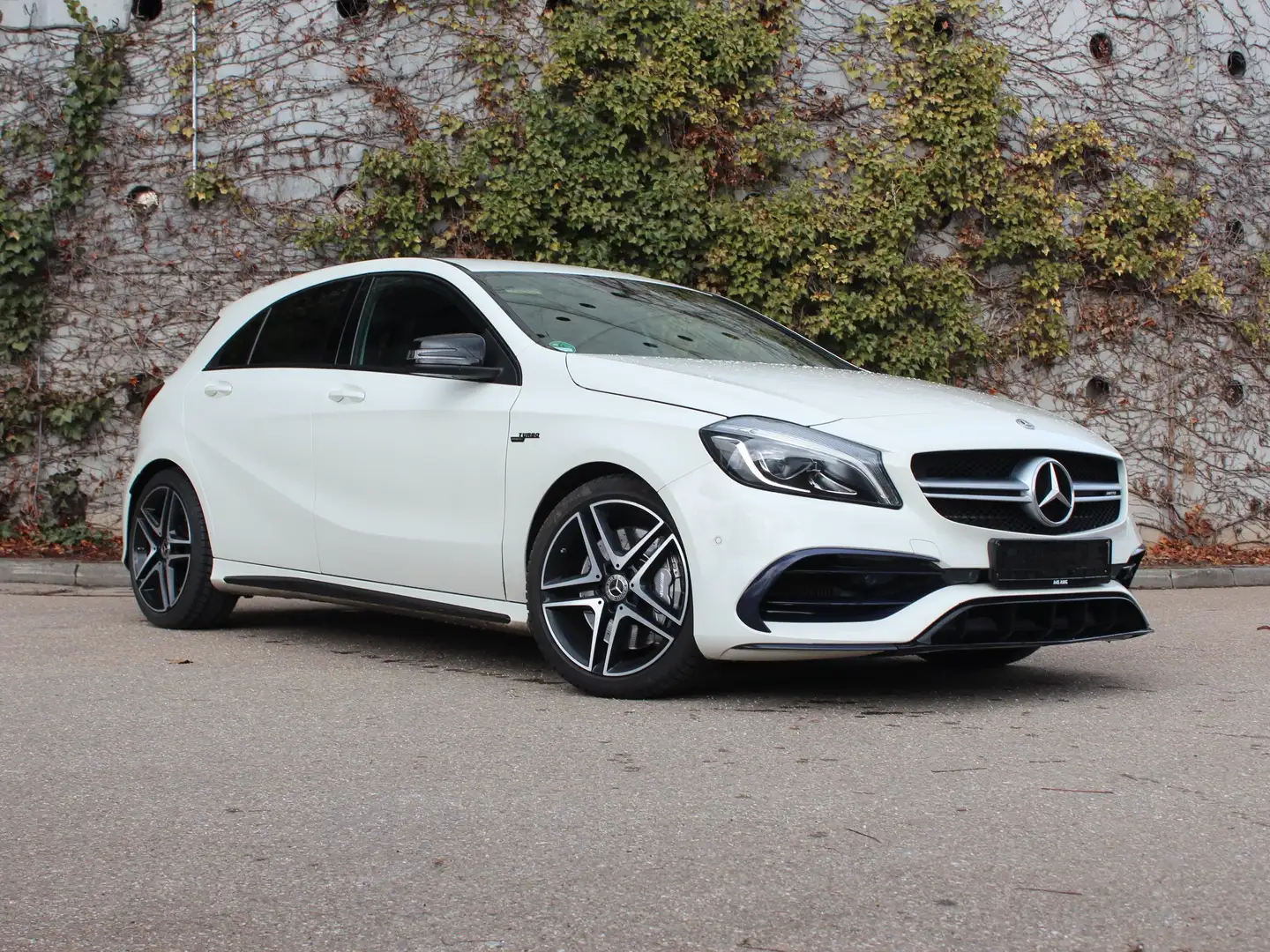 Mercedes-Benz A 45 AMG A 45 AMG: Winter&Sommerräder, Scheckh., Designo Blanc - 1