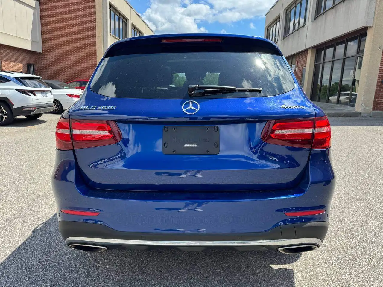 Mercedes-Benz GLC снимка Mercedes-Benz GLC