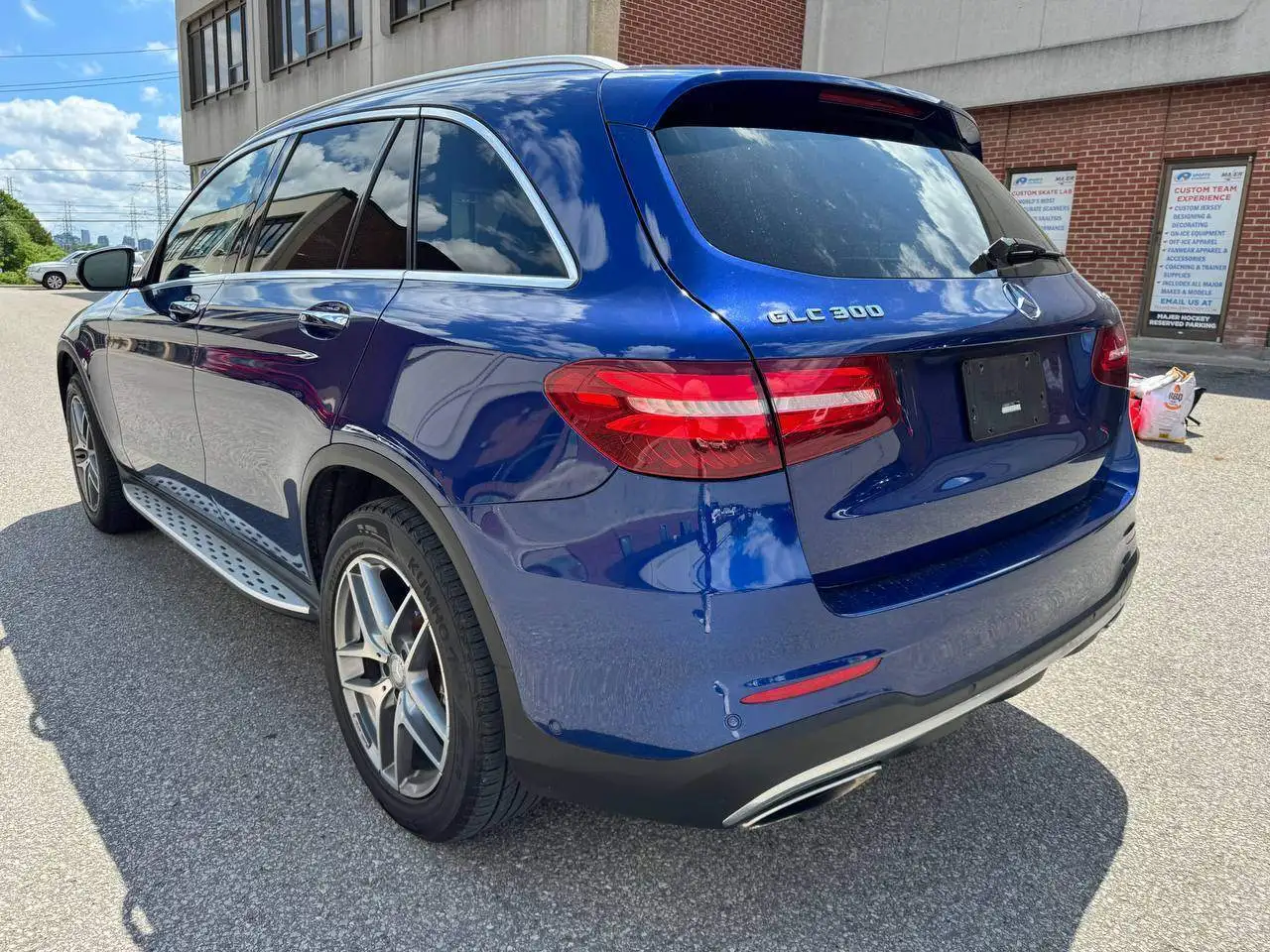 Mercedes-Benz GLC снимка Mercedes-Benz GLC