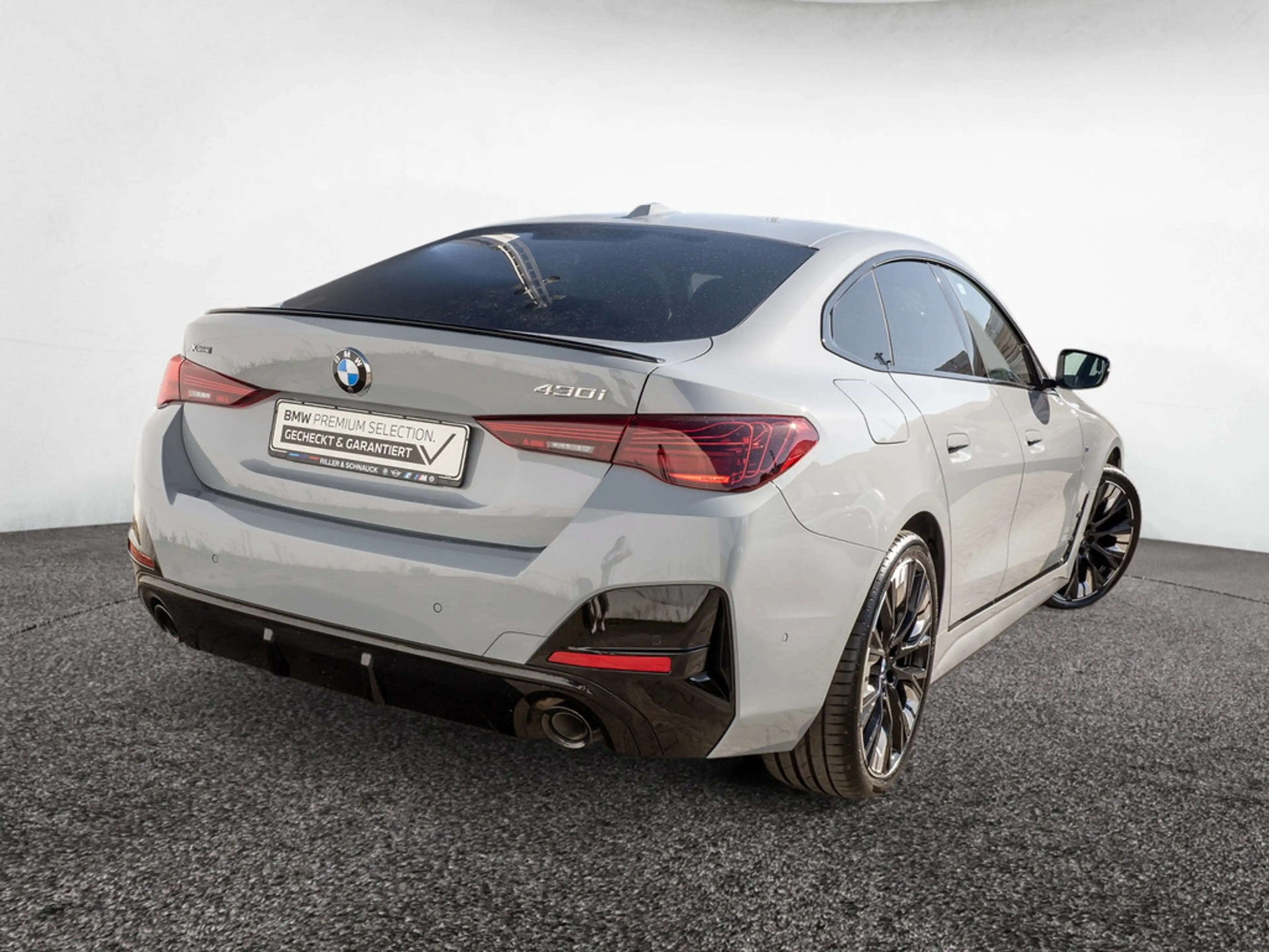 BMW 430 i xDrive M Sport Pro 20 ZOLL+AHK+GLASDACH — photo 3