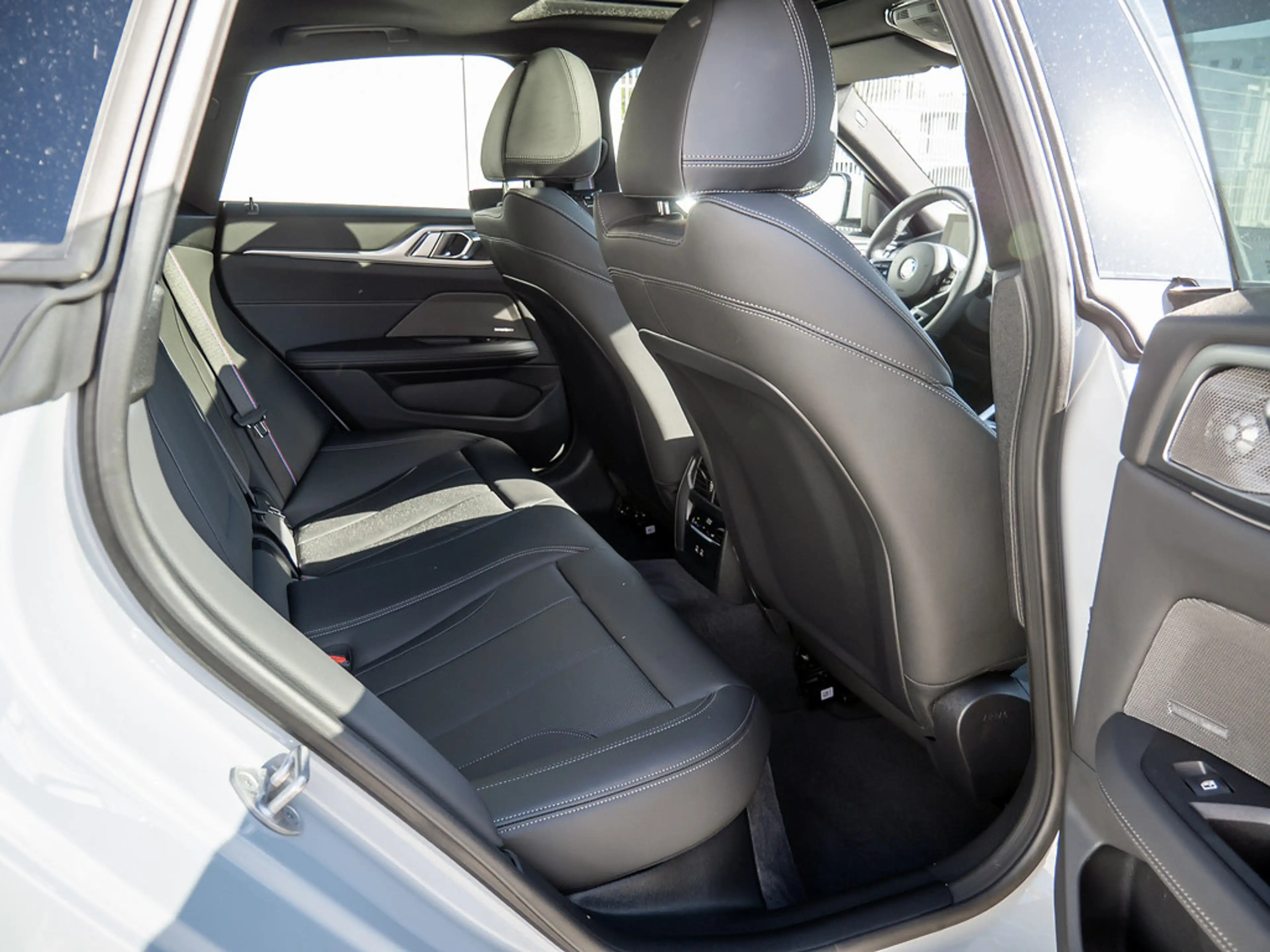 BMW 430 i xDrive M Sport Pro 20 ZOLL+AHK+GLASDACH — photo 9