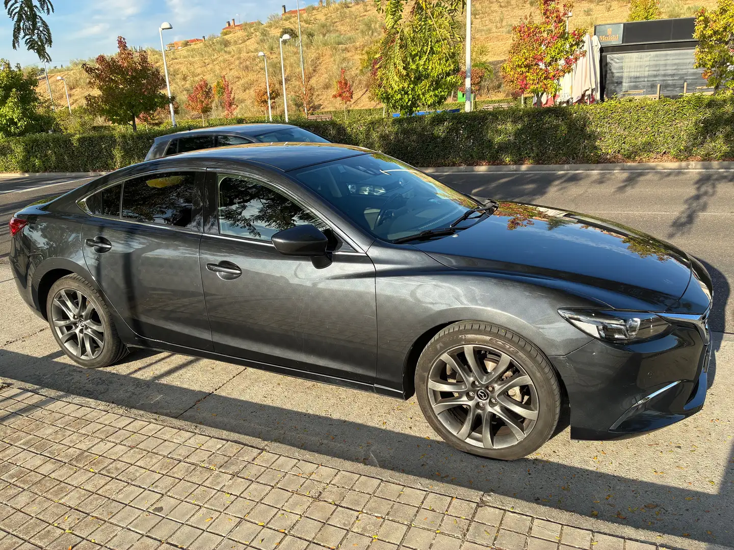 Mazda 6 Mazda6 2.2DE Lux.129kW+Premium Black Gris - 1
