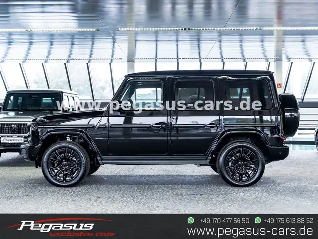 Mercedes-Benz G-Class view 7