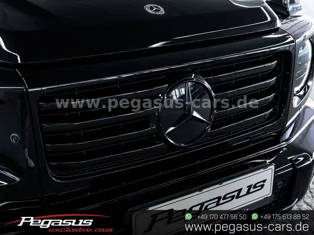 Mercedes-Benz G-Class view 13