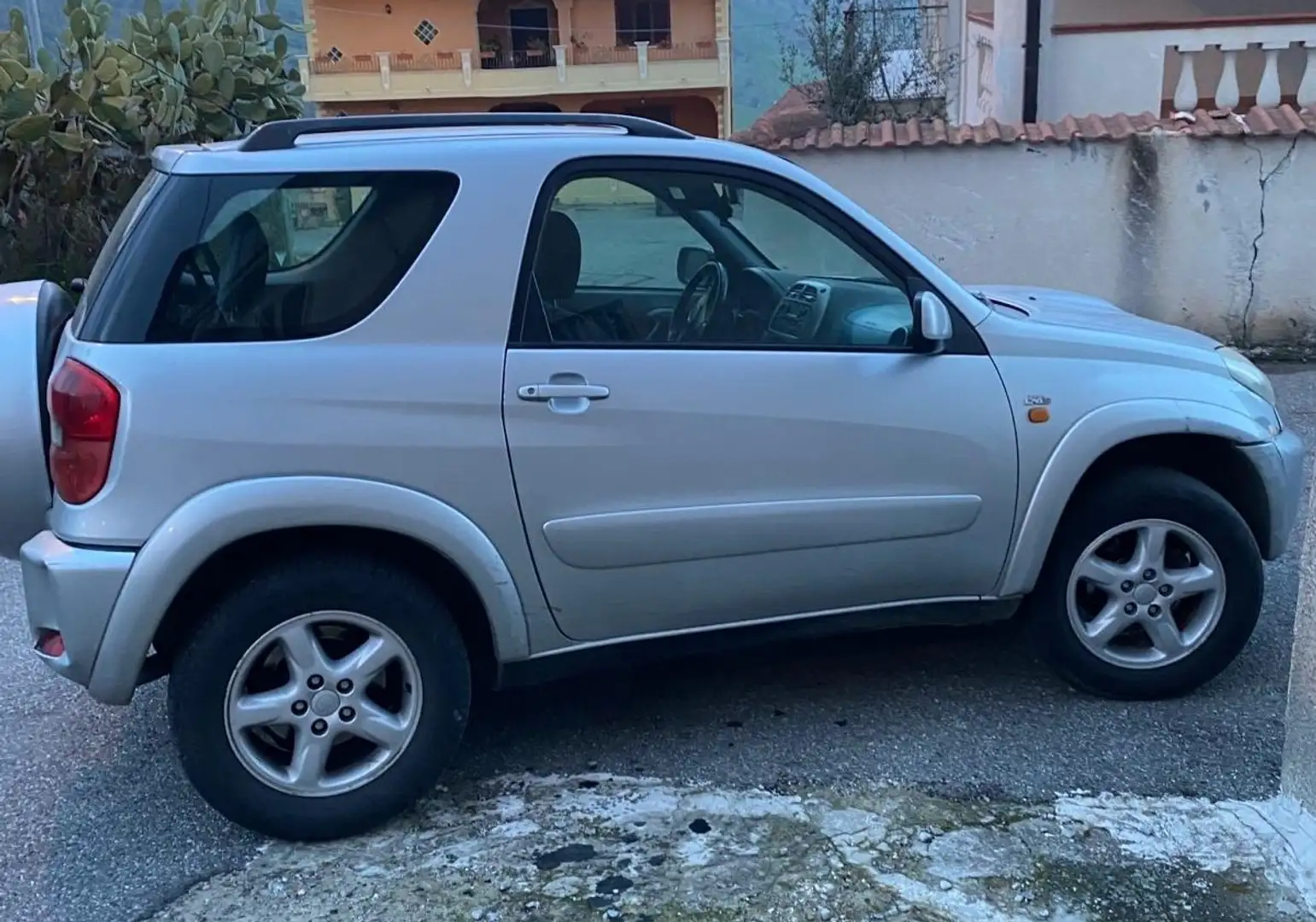 Toyota RAV 4 RAV4 3p 2.0 d-4d 16v - 2