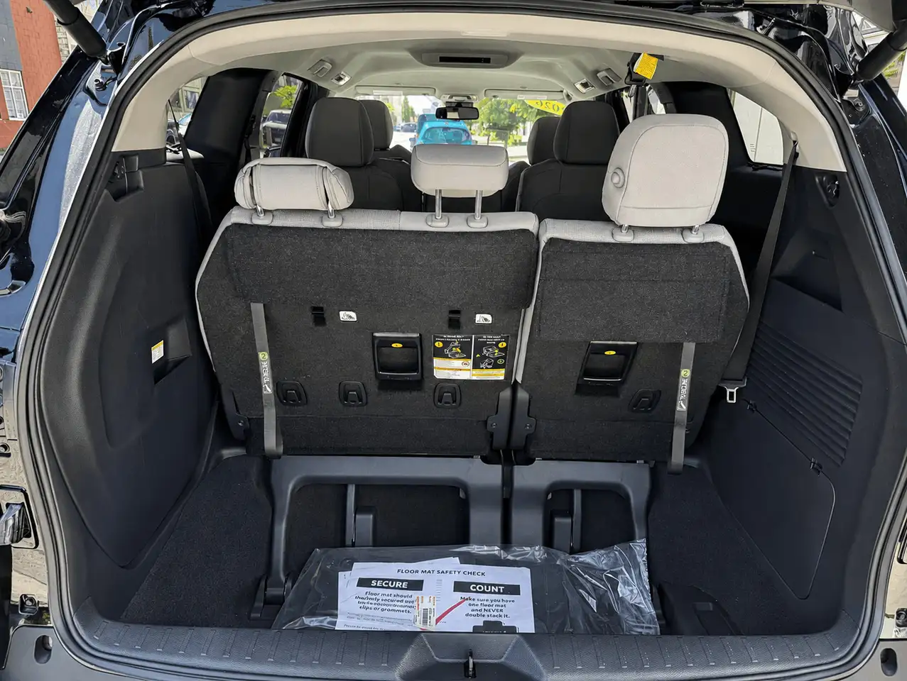 Toyota Sienna fotografie Toyota Sienna