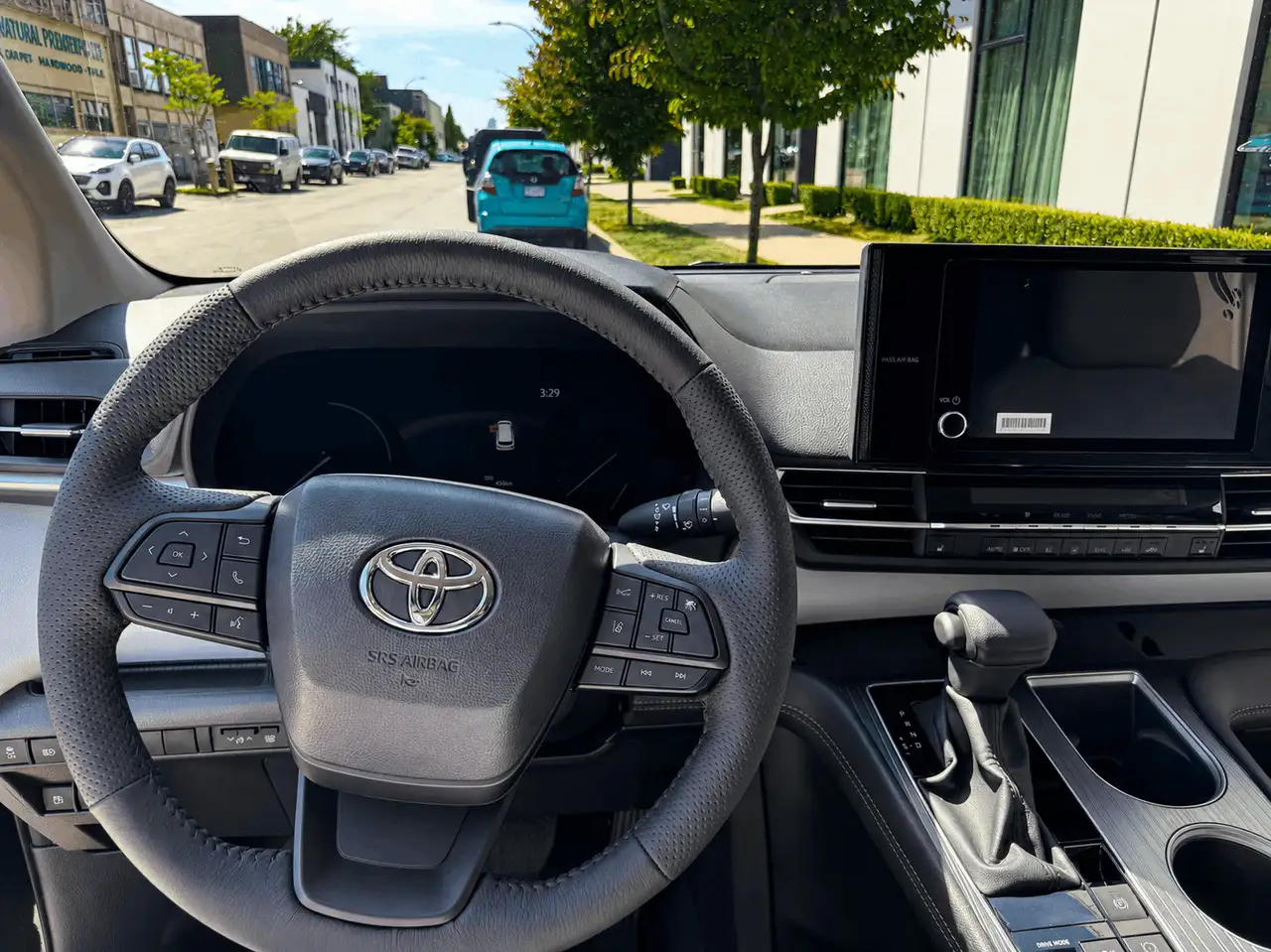 Toyota Sienna fotografie Toyota Sienna