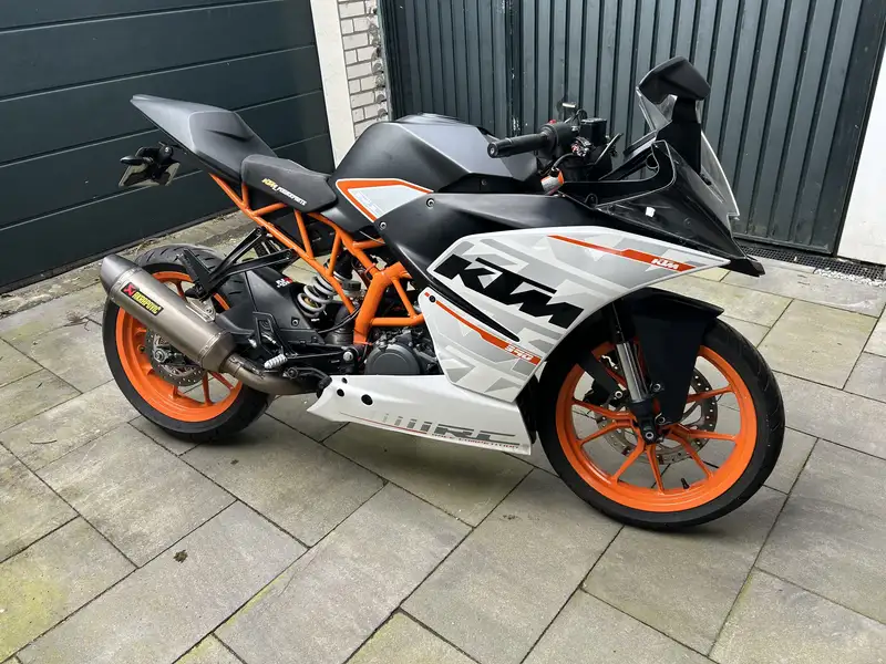 KTM 390 Duke