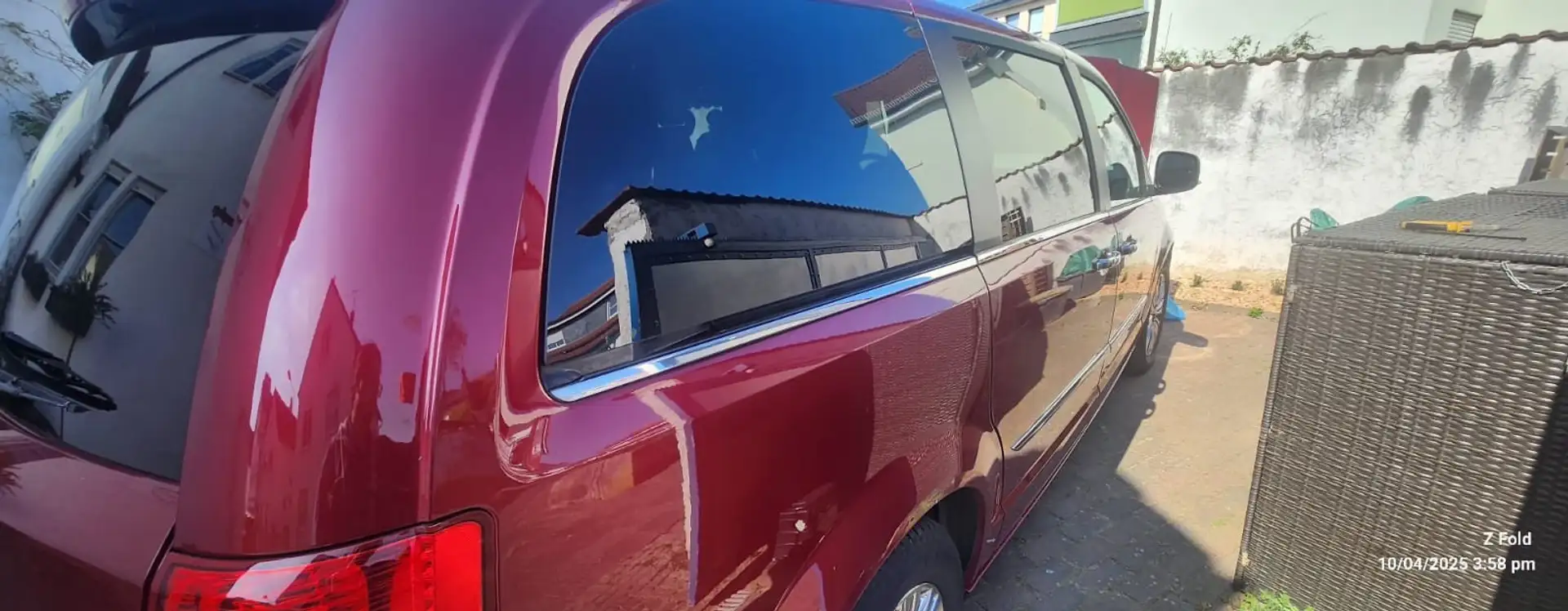 Chrysler Town & Country Rot - 1