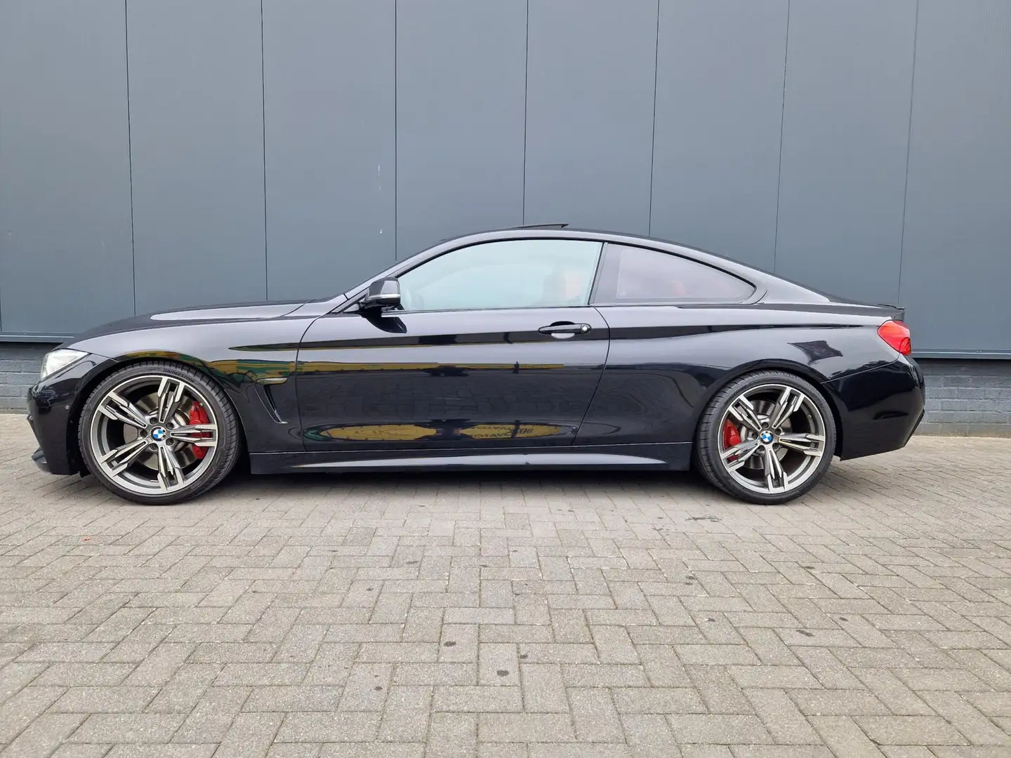 BMW 435 4-serie Coupé 435i xDrive M Sport Handgeschakeld 6 Noir - 2
