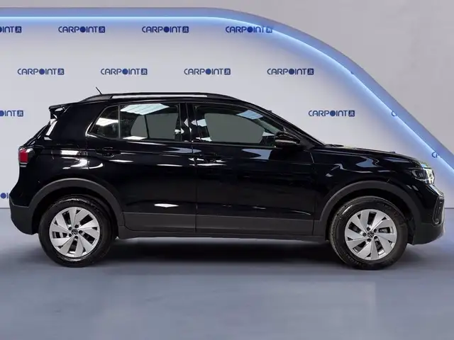 Volkswagen T-Cross view 7