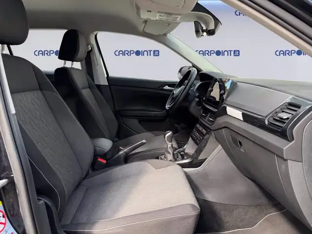 Volkswagen T-Cross view 16